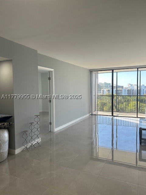 Aventura photo 4