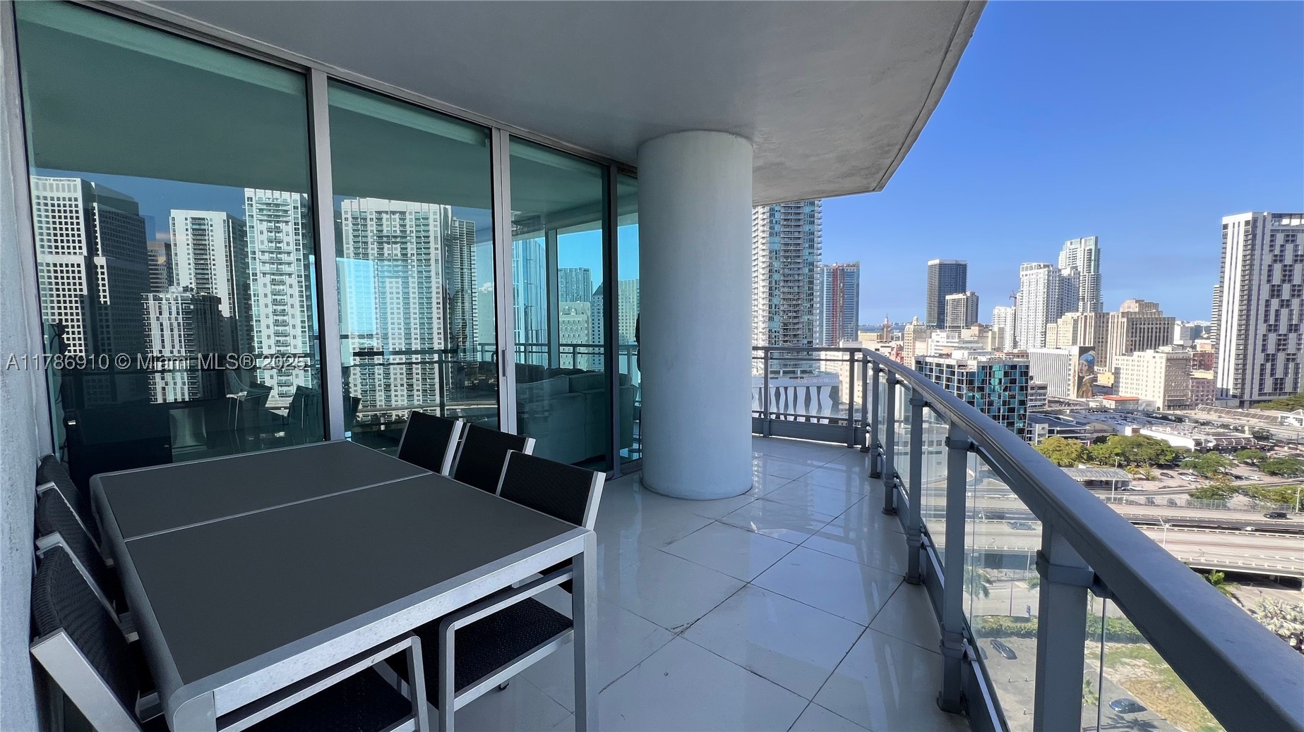 Miami photo 4