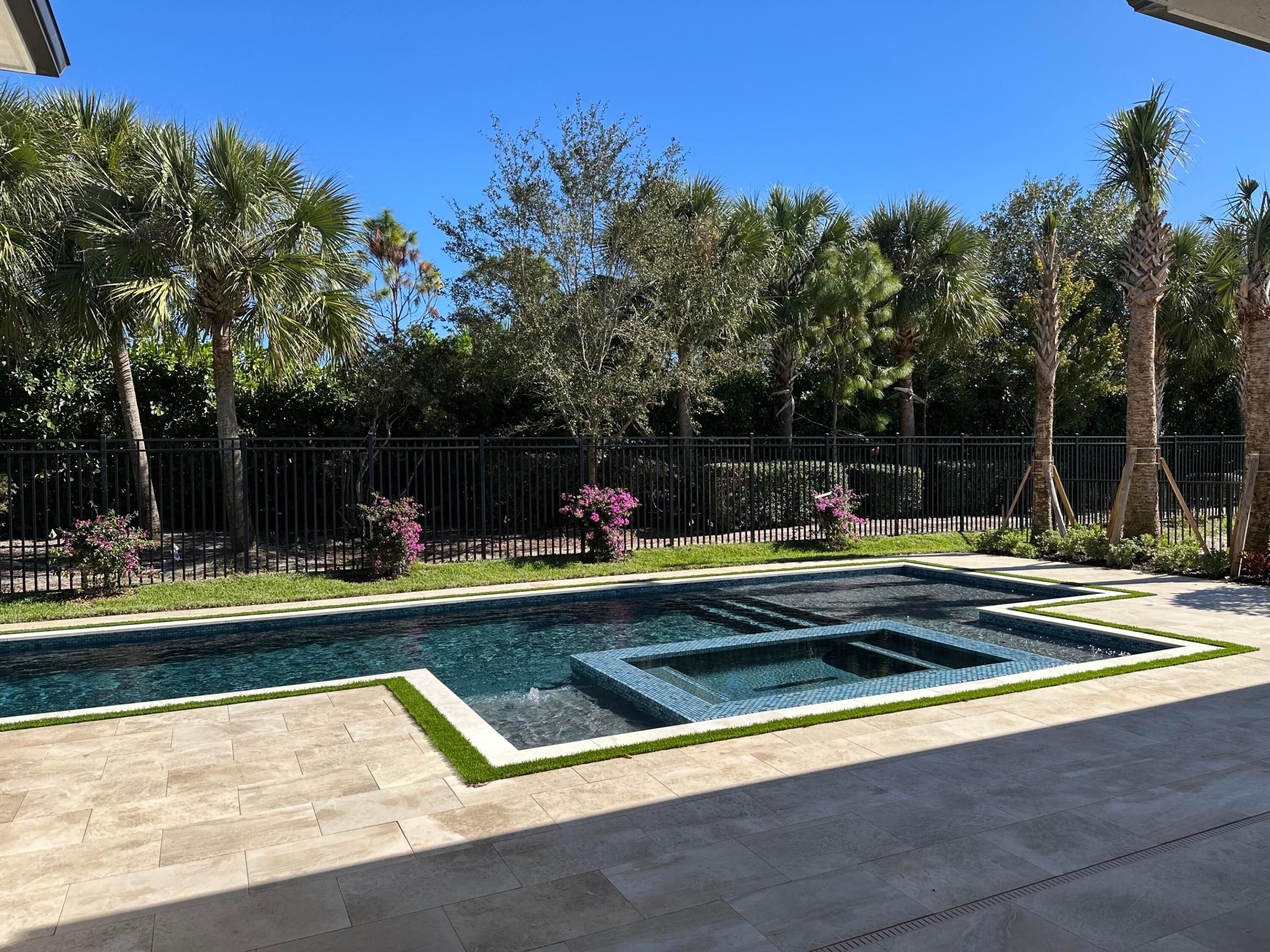 Palm Beach Gardens photo 5