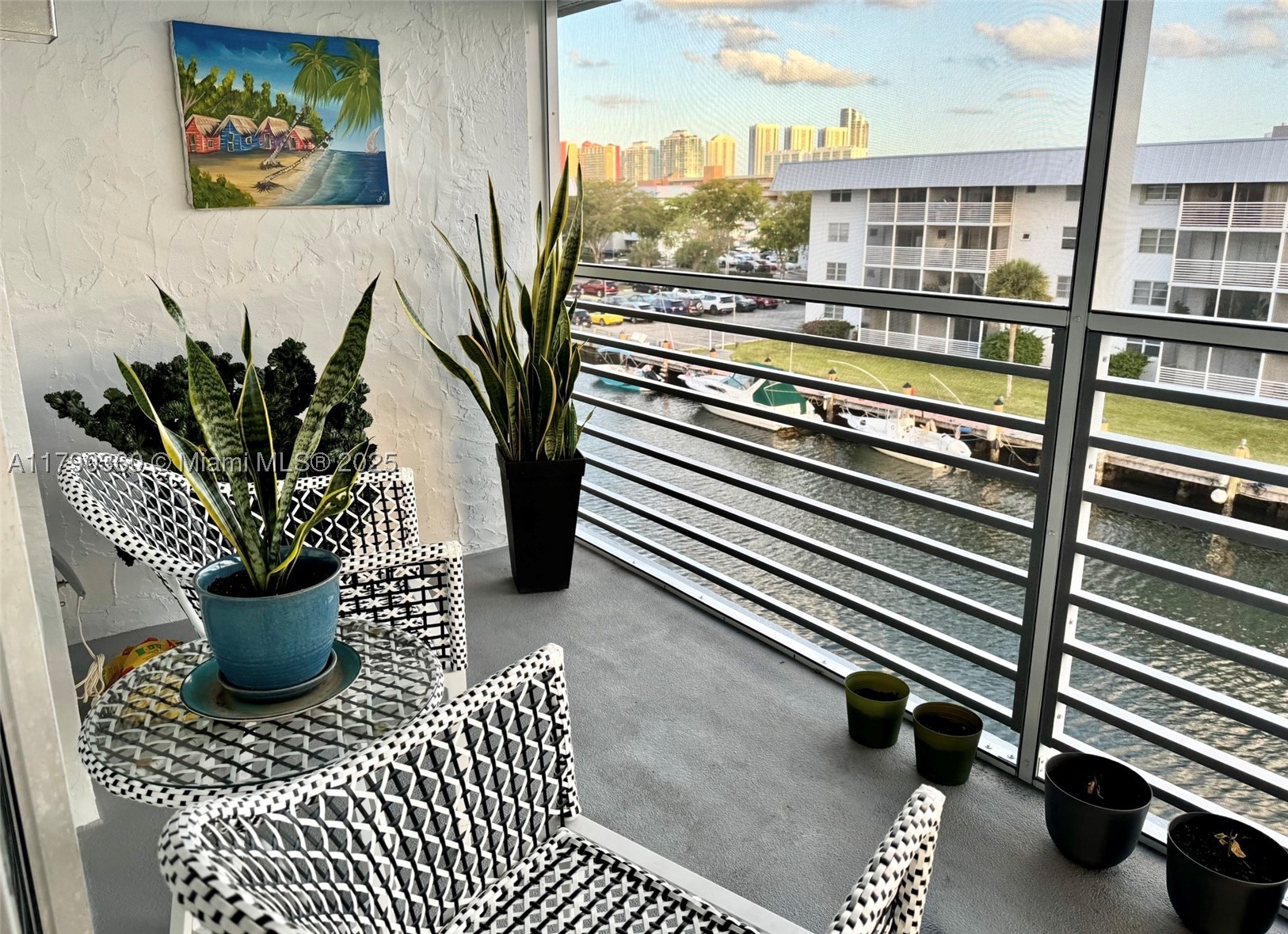 North Miami Beach photo 2