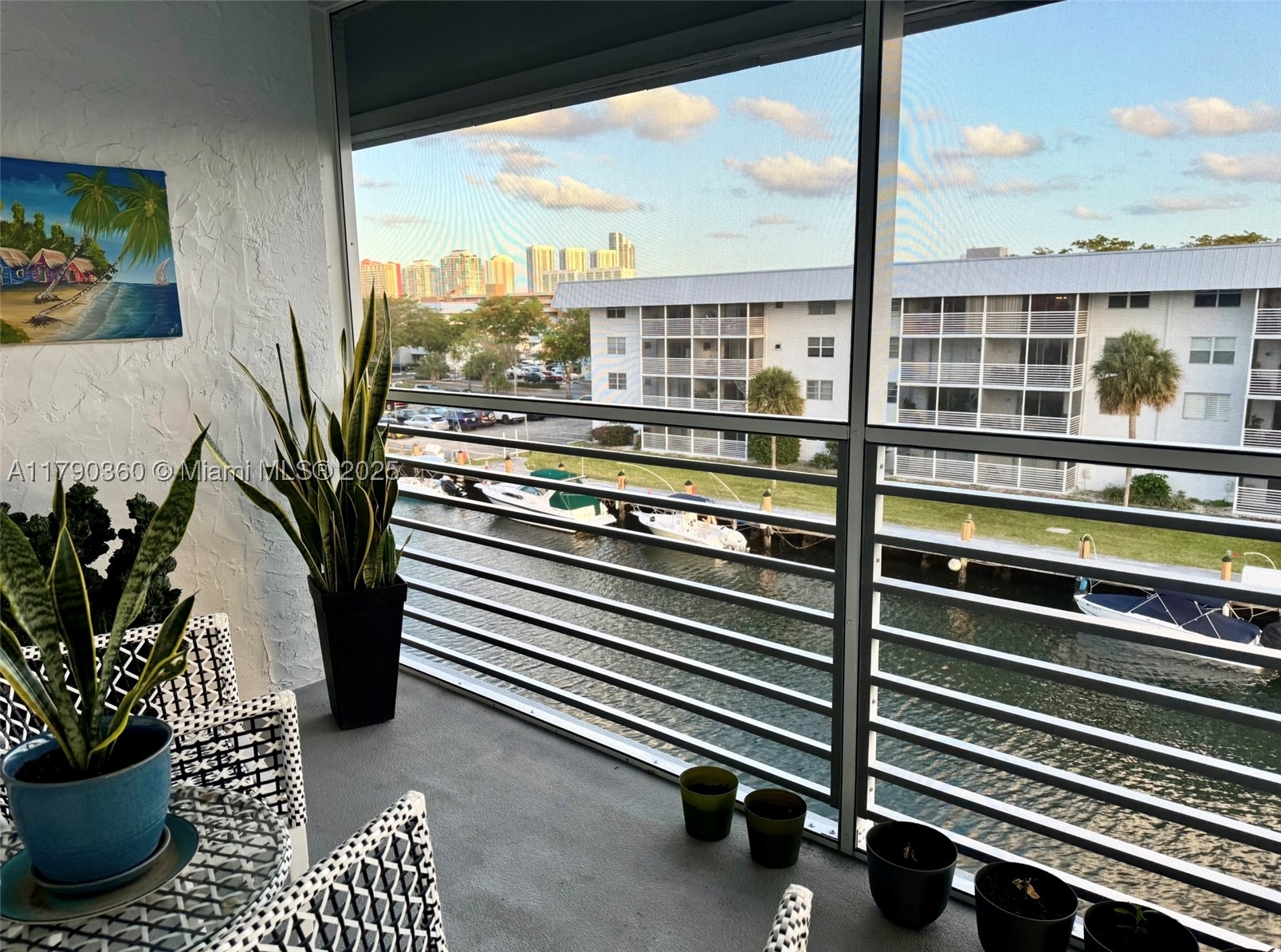 North Miami Beach photo 3