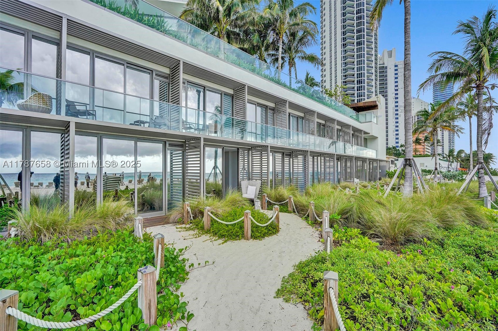 Sunny Isles Beach photo 4