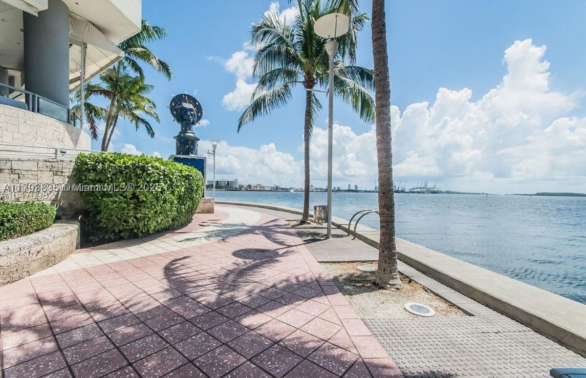 Miami photo 4