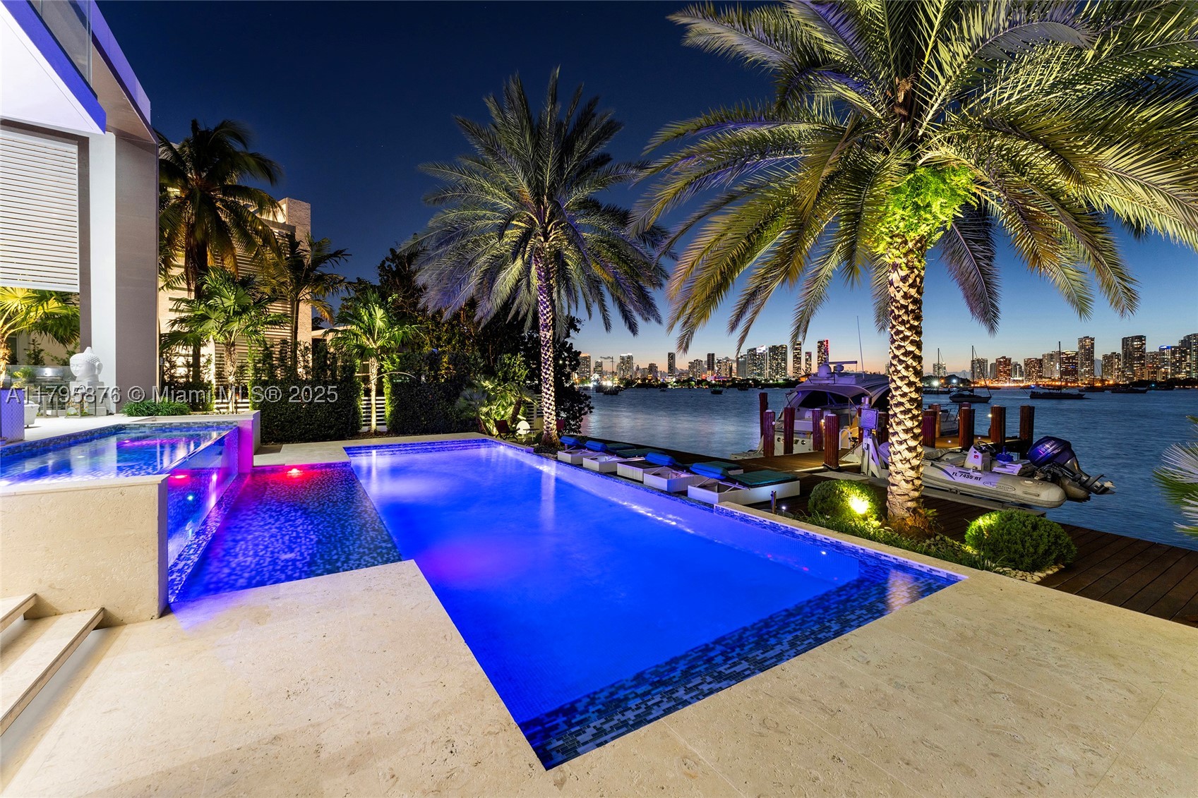 Miami Beach photo 1