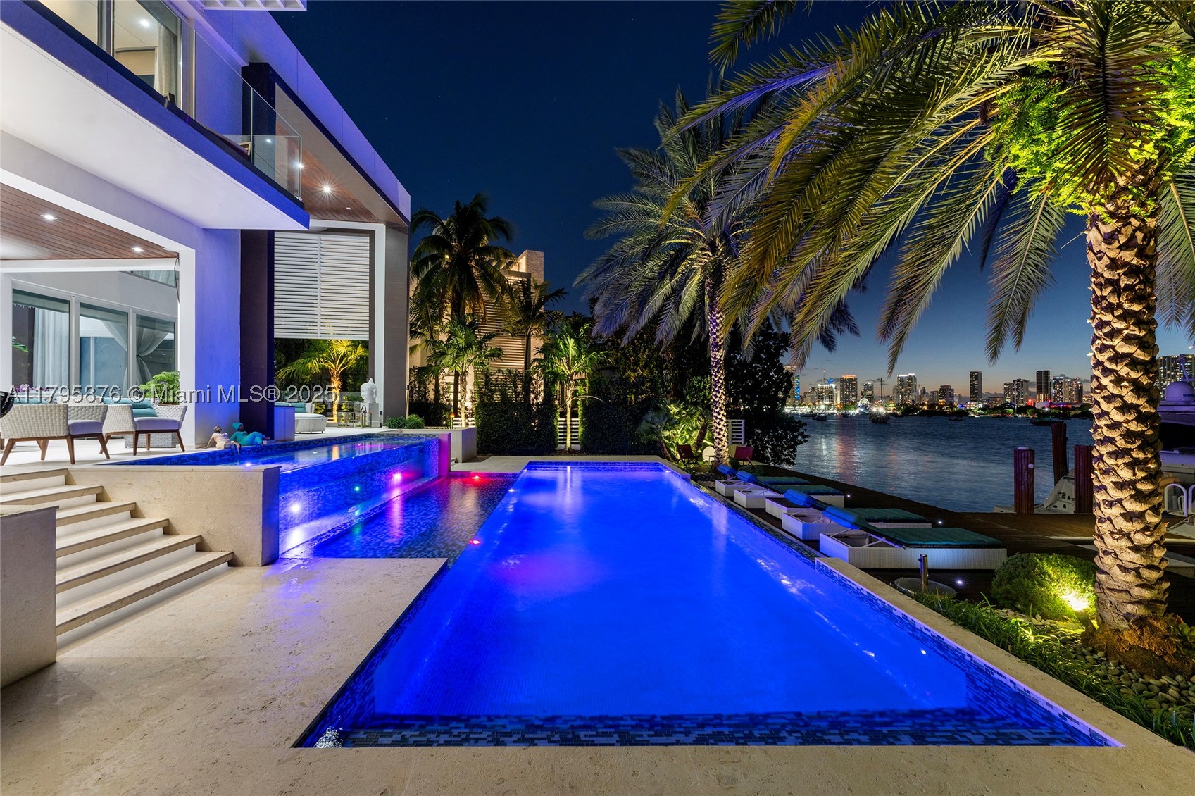 Miami Beach photo 2