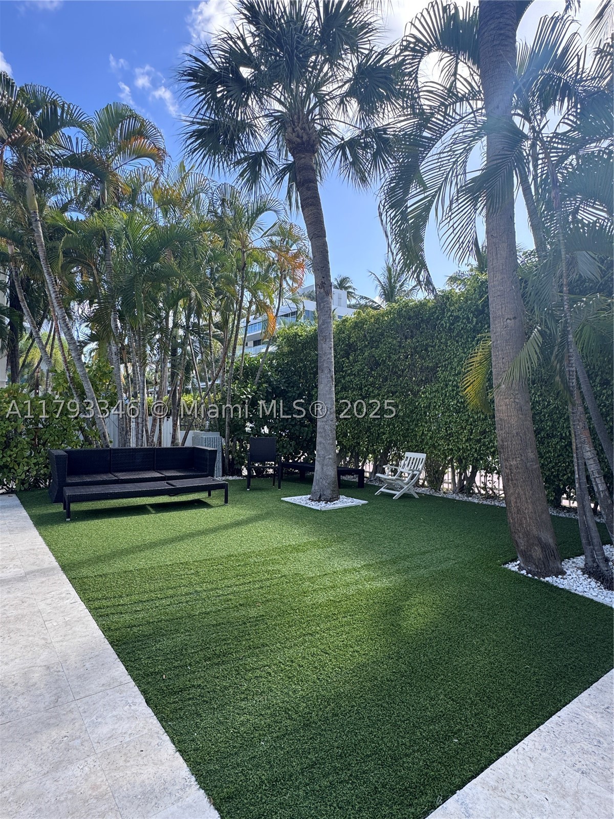 Miami Beach photo 2