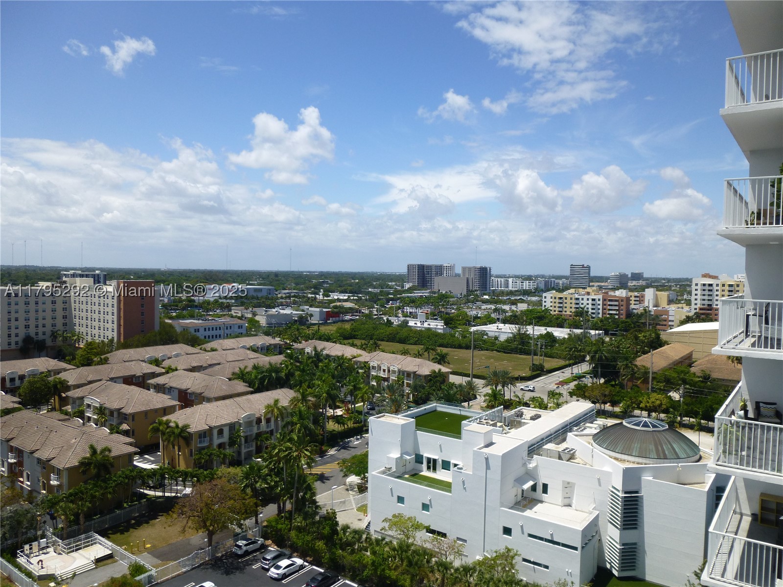 Aventura photo 4