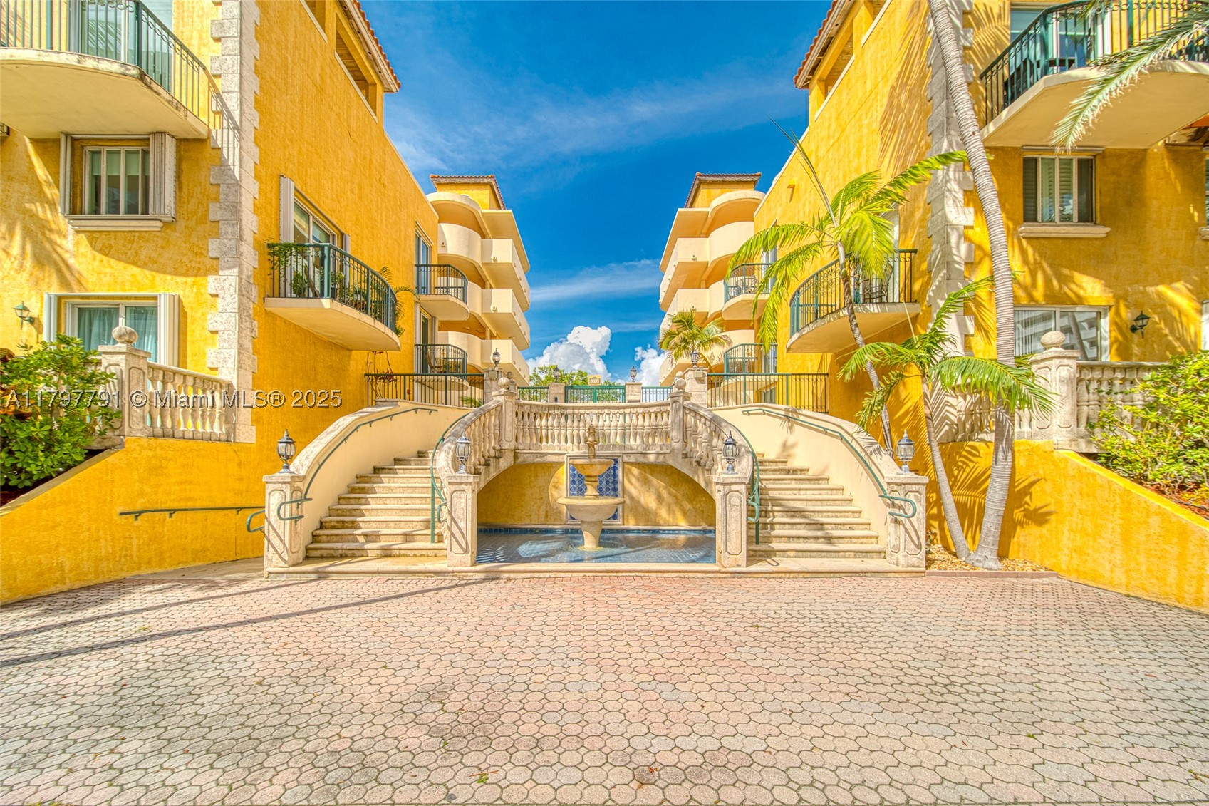 Surfside photo 1