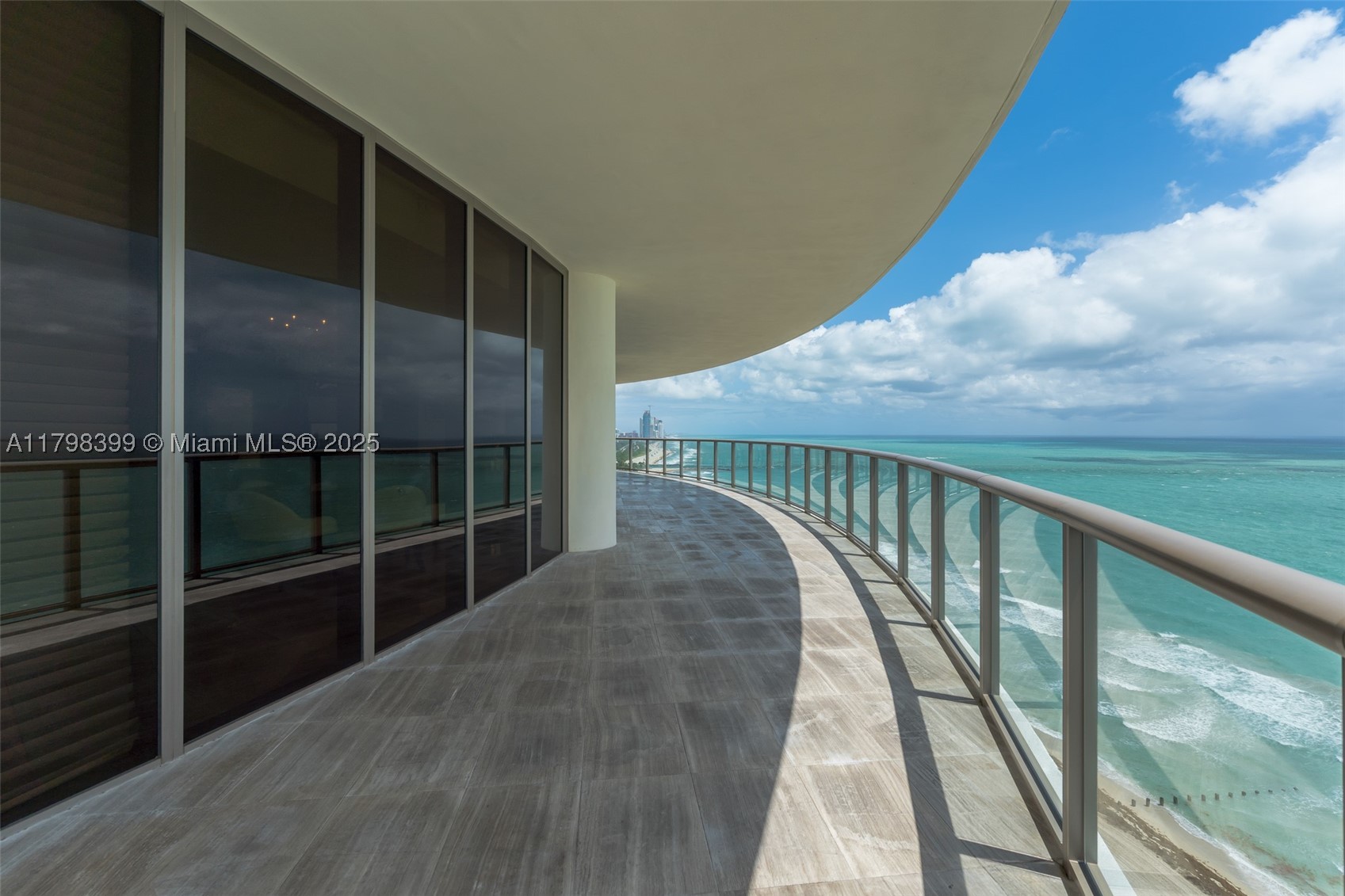 Bal Harbour photo 2