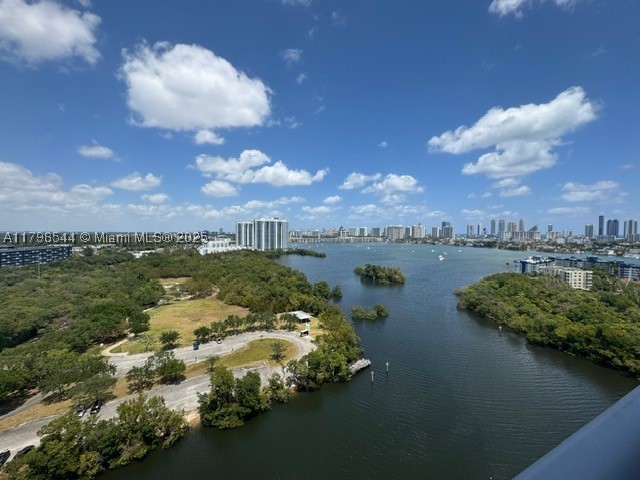 North Miami Beach photo 1