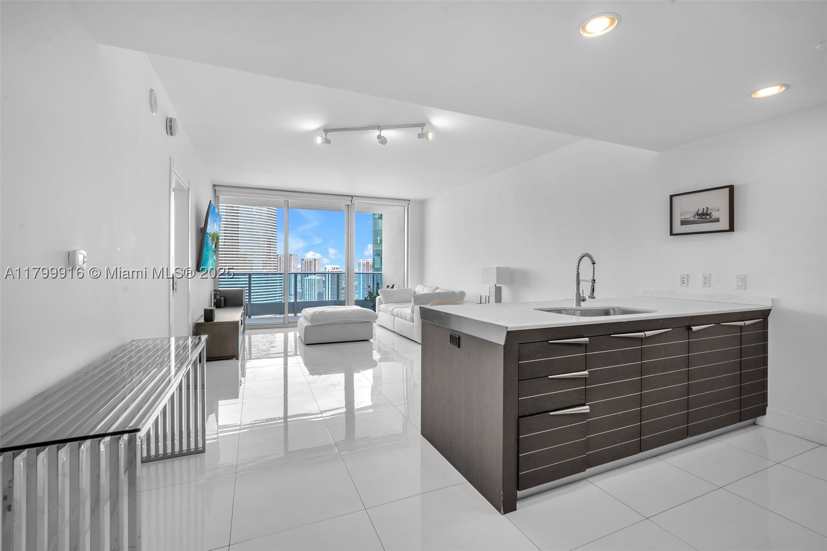 Miami photo 3