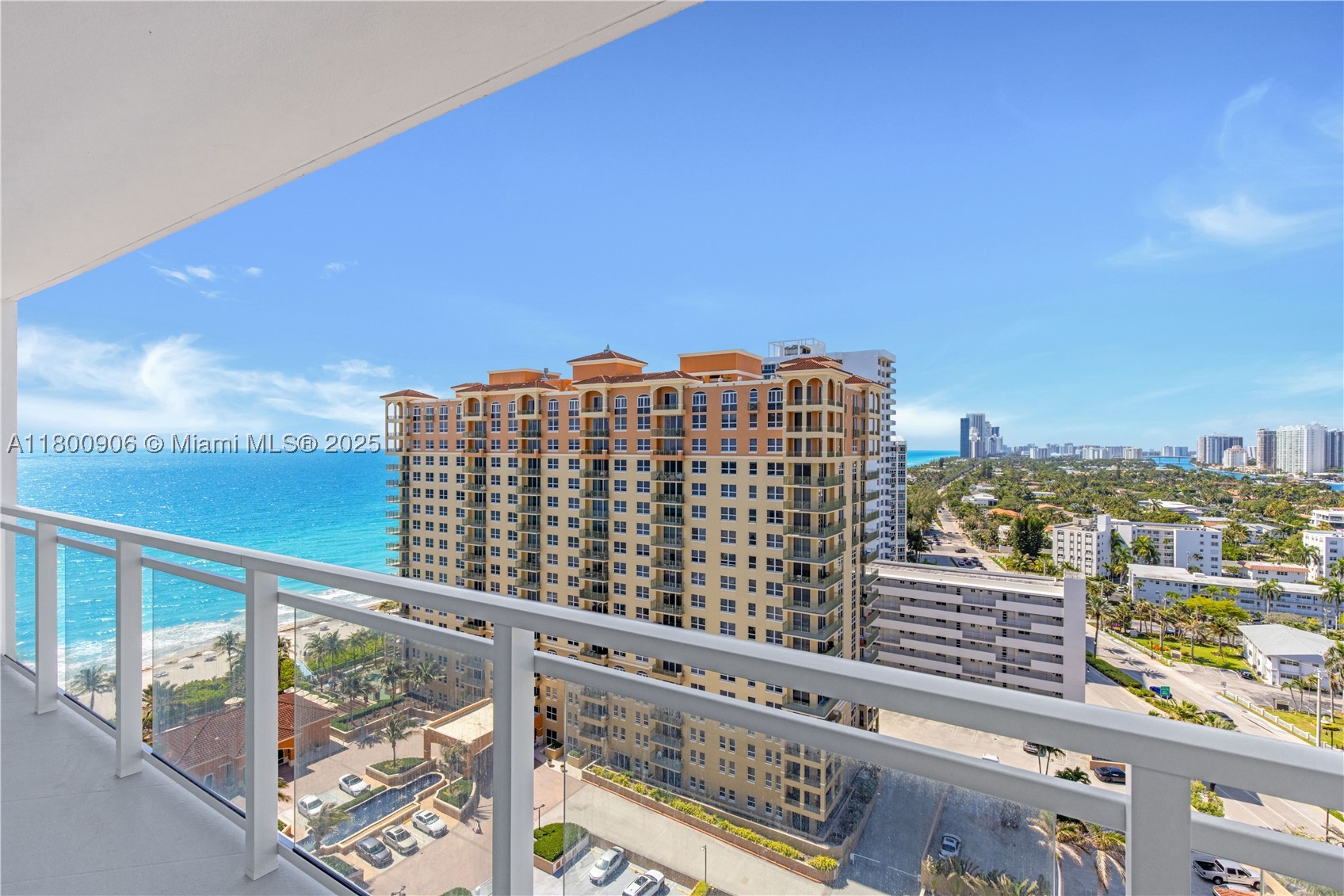 Hallandale Beach photo 1