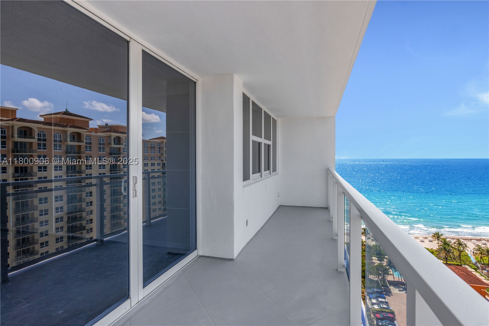 Hallandale Beach photo 5