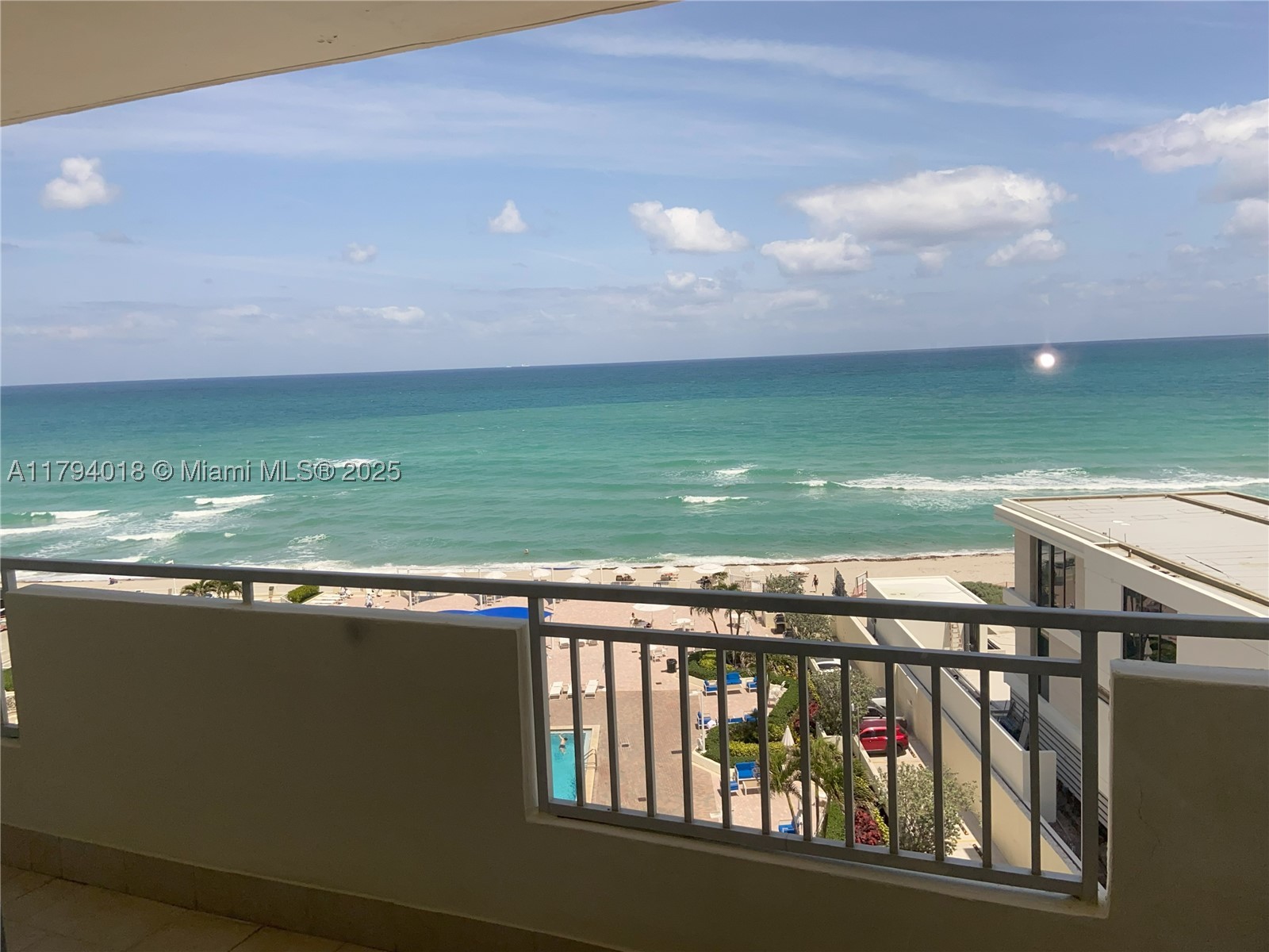 Hallandale Beach photo 1