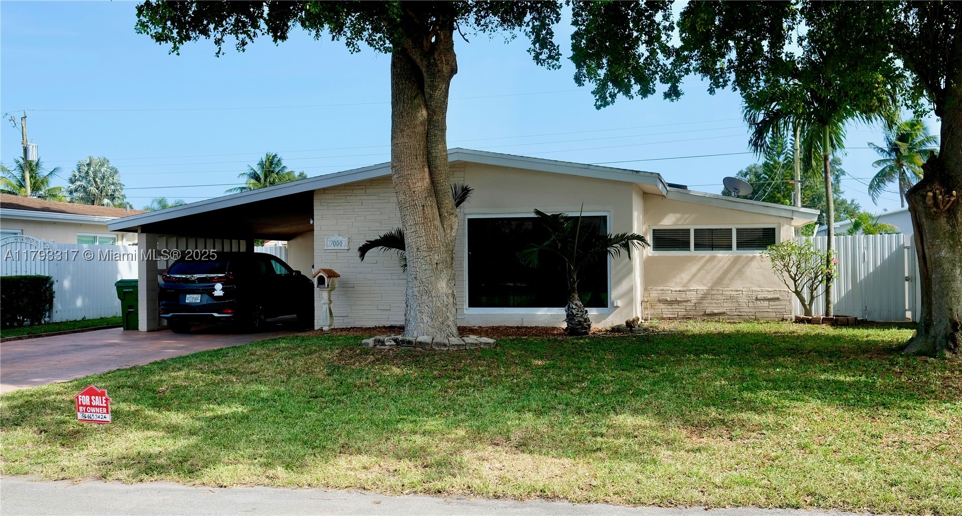 Pembroke Pines photo 2