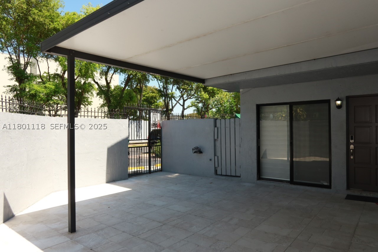Hialeah Gardens photo 4