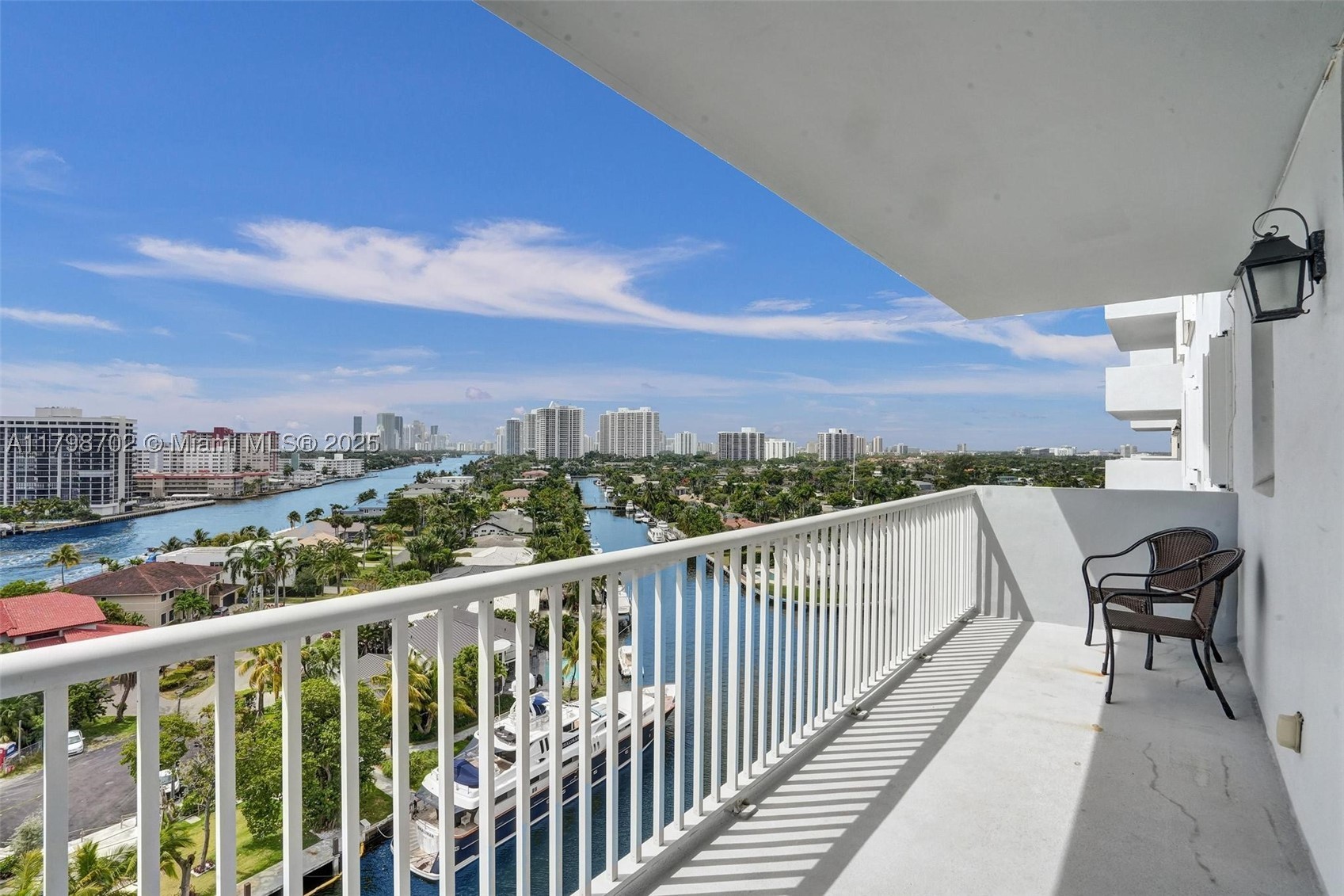 Hallandale Beach photo 4