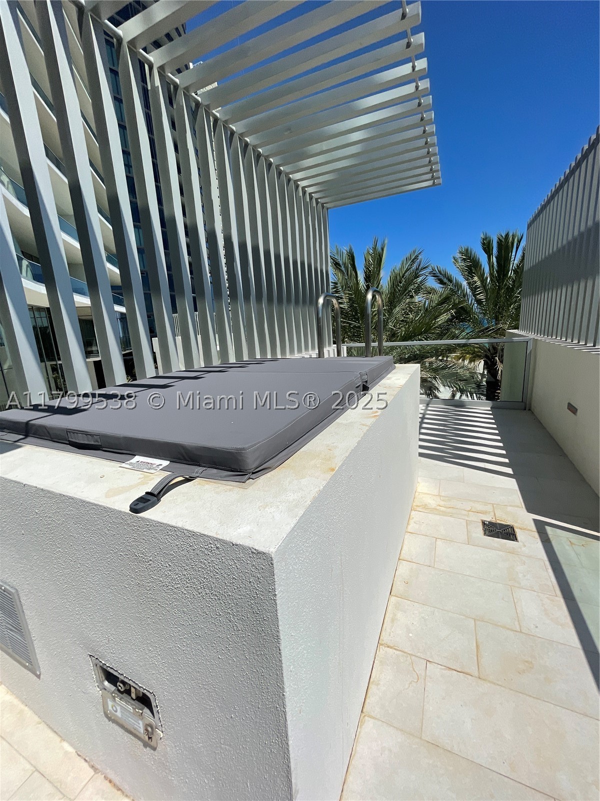 Sunny Isles Beach photo 3