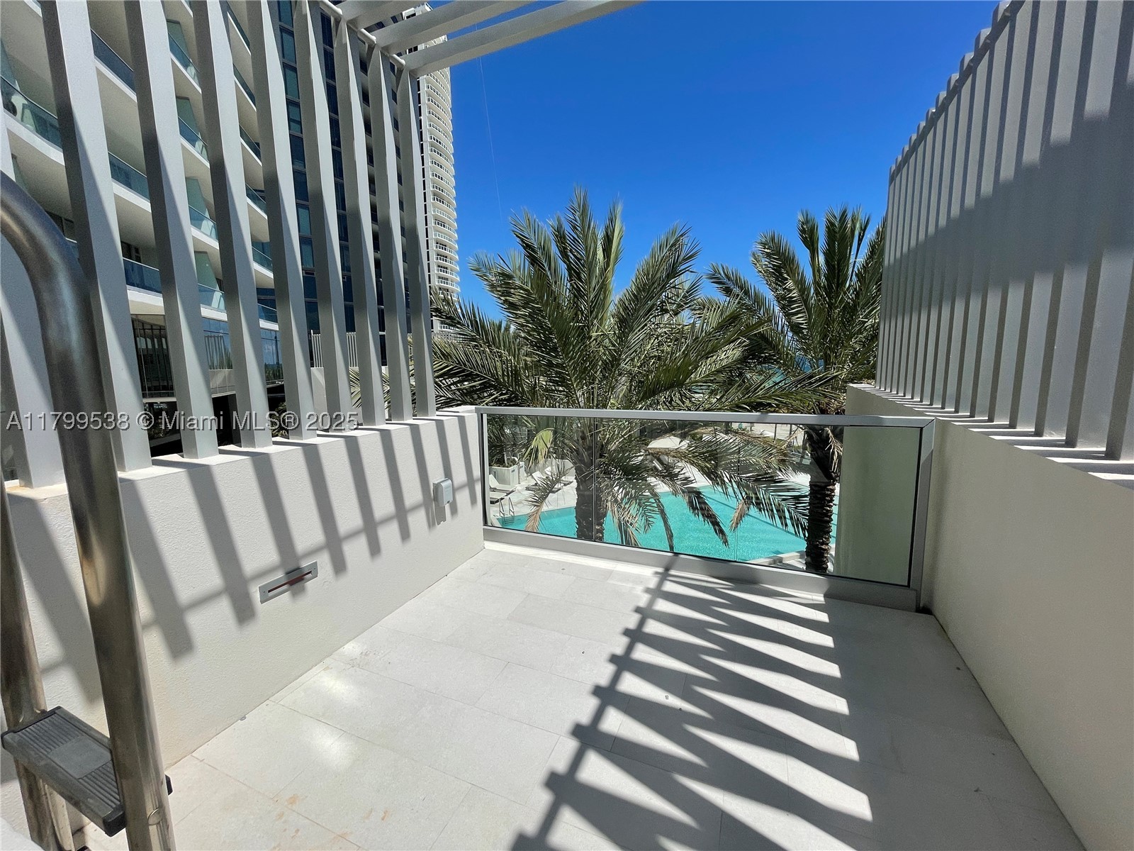 Sunny Isles Beach photo 4