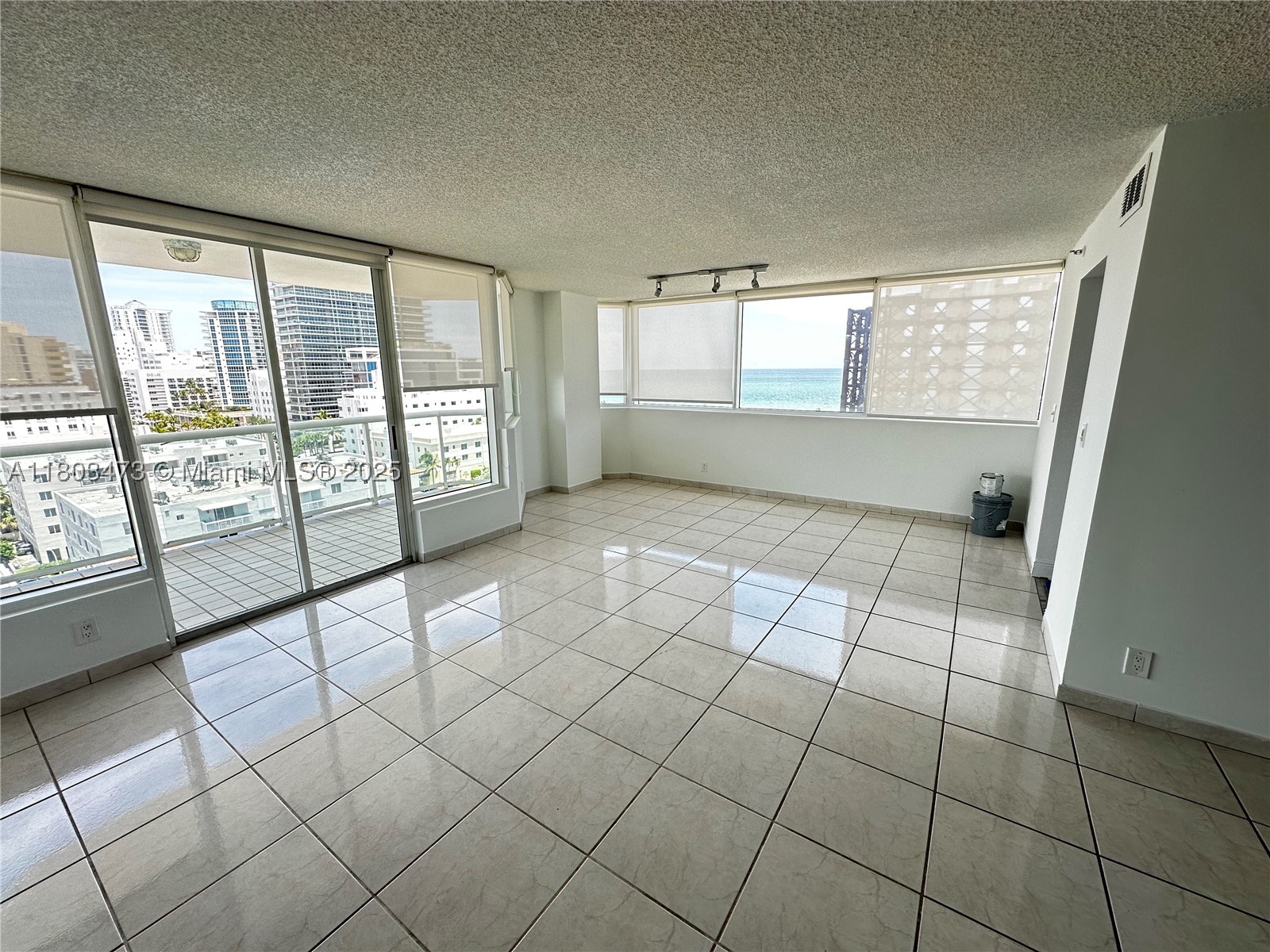 Miami Beach photo 3