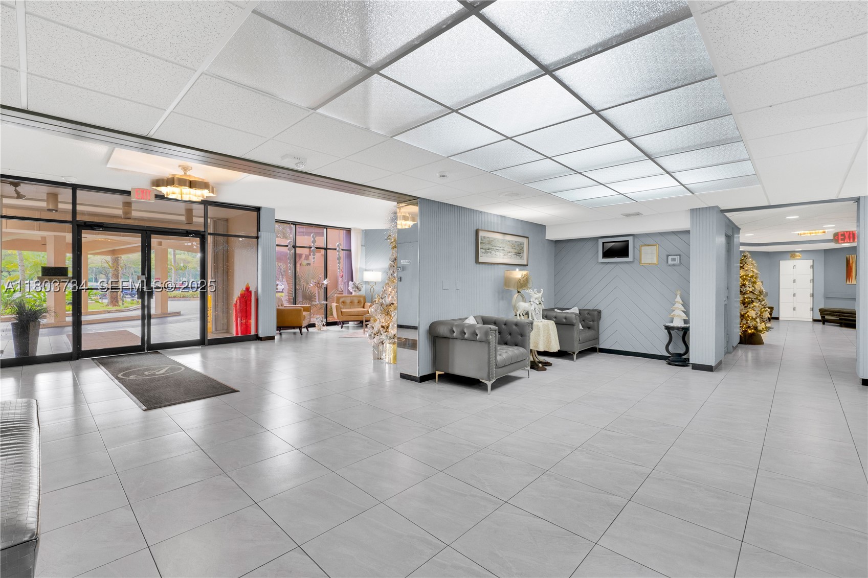 Pembroke Pines photo 3