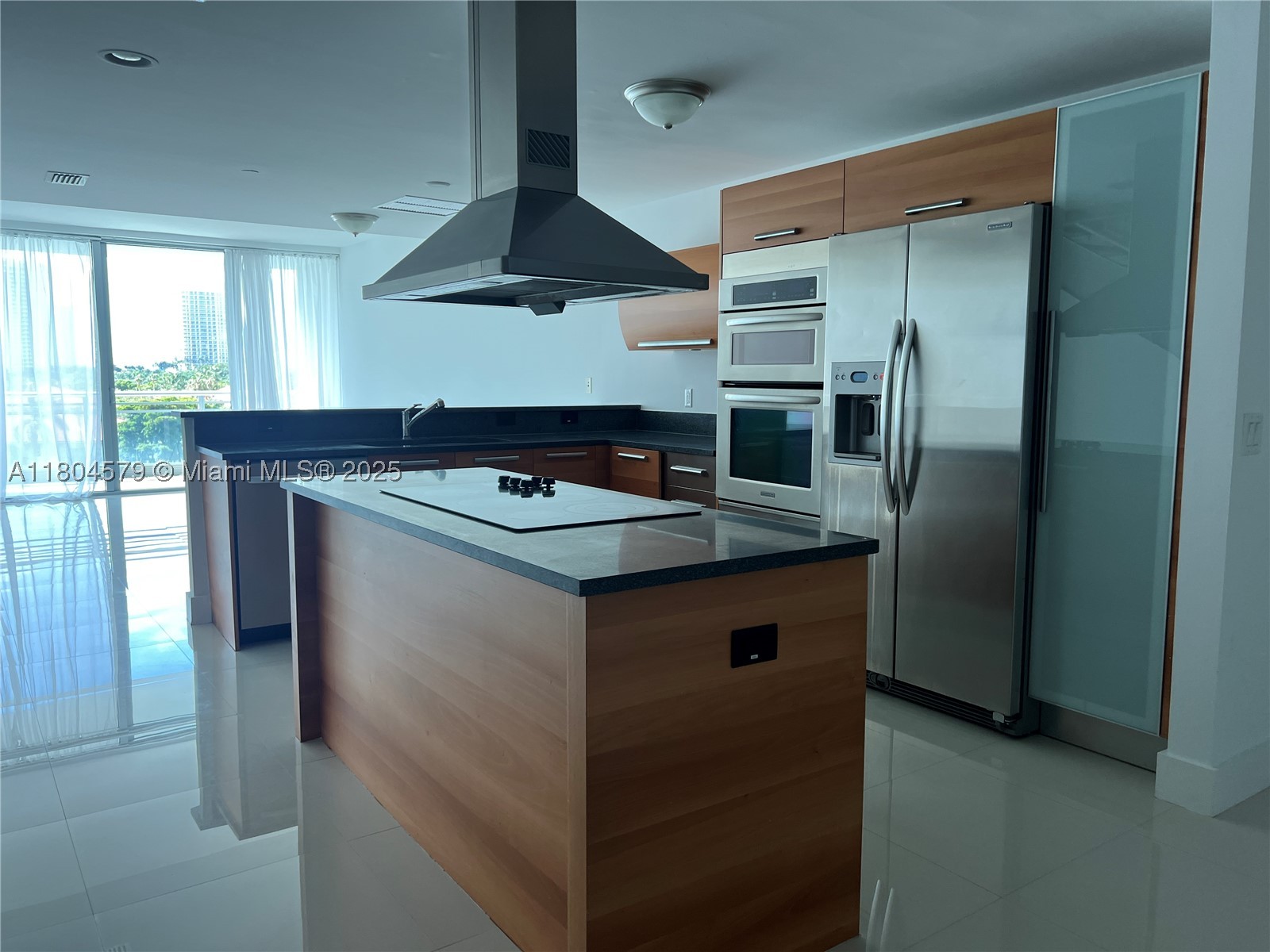 Aventura photo 5