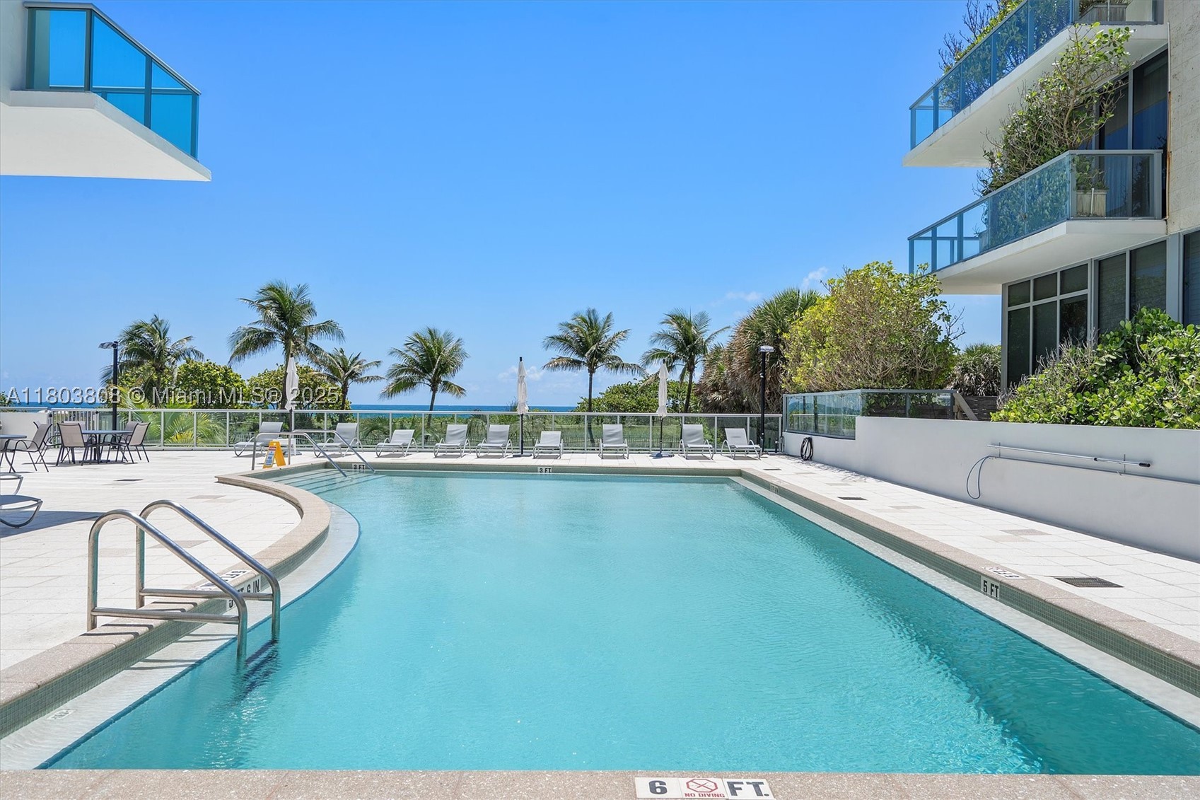 Surfside photo 4