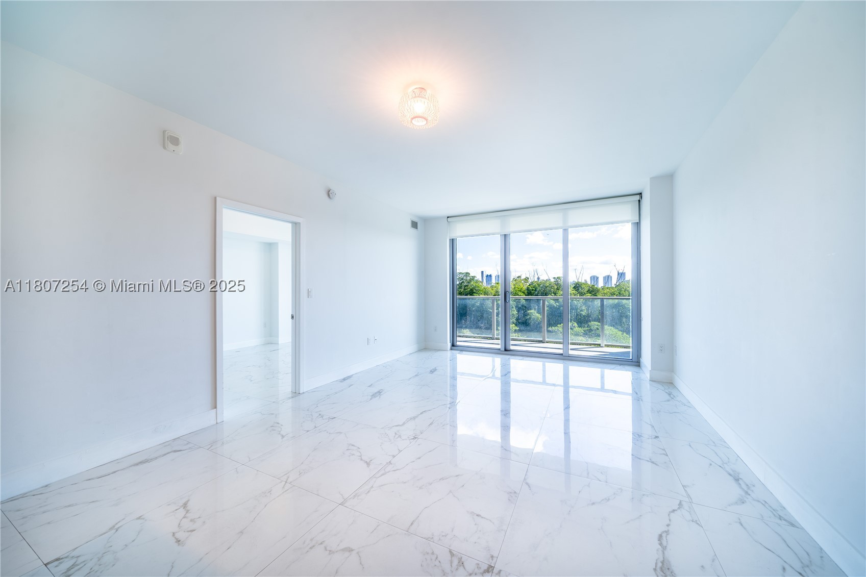 North Miami Beach photo 4