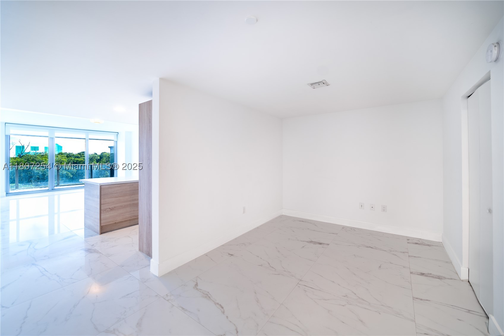 North Miami Beach photo 5