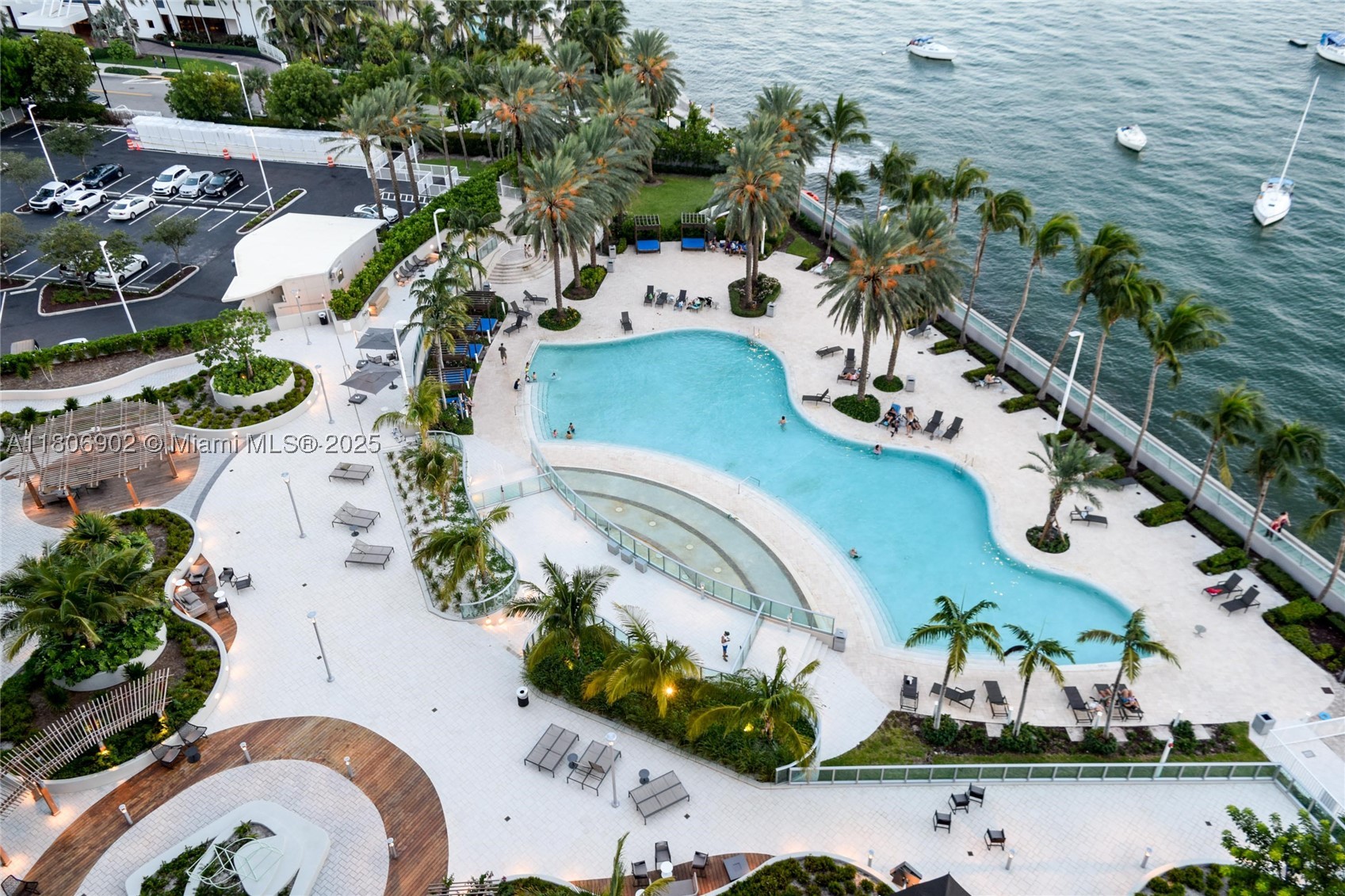 Miami Beach photo 3