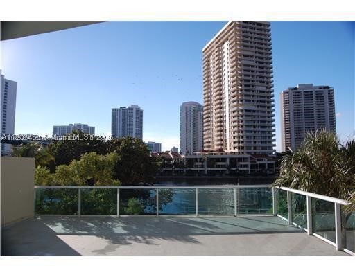 Sunny Isles Beach photo 4