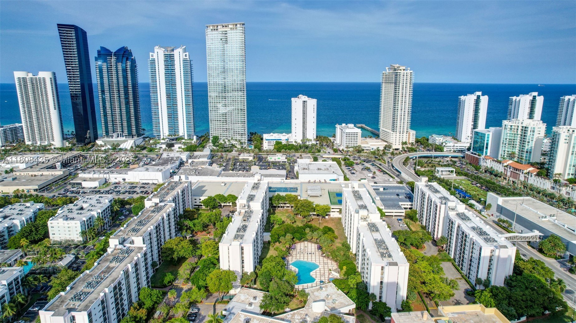 Sunny Isles Beach photo 1