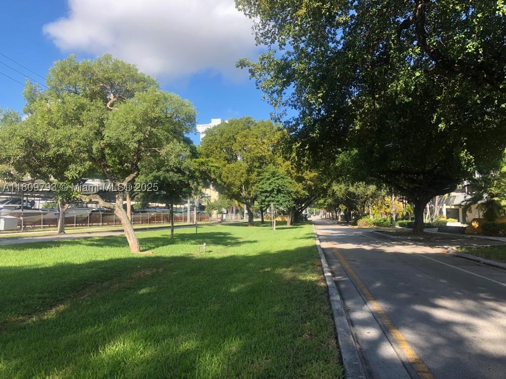 North Miami photo 2