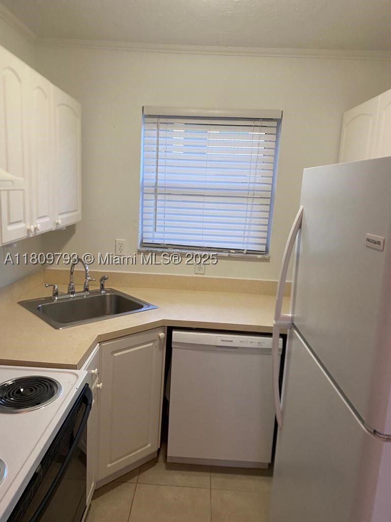 North Miami photo 5