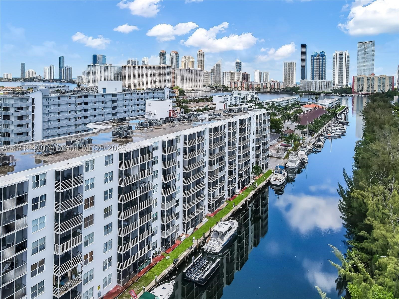 North Miami Beach photo 1