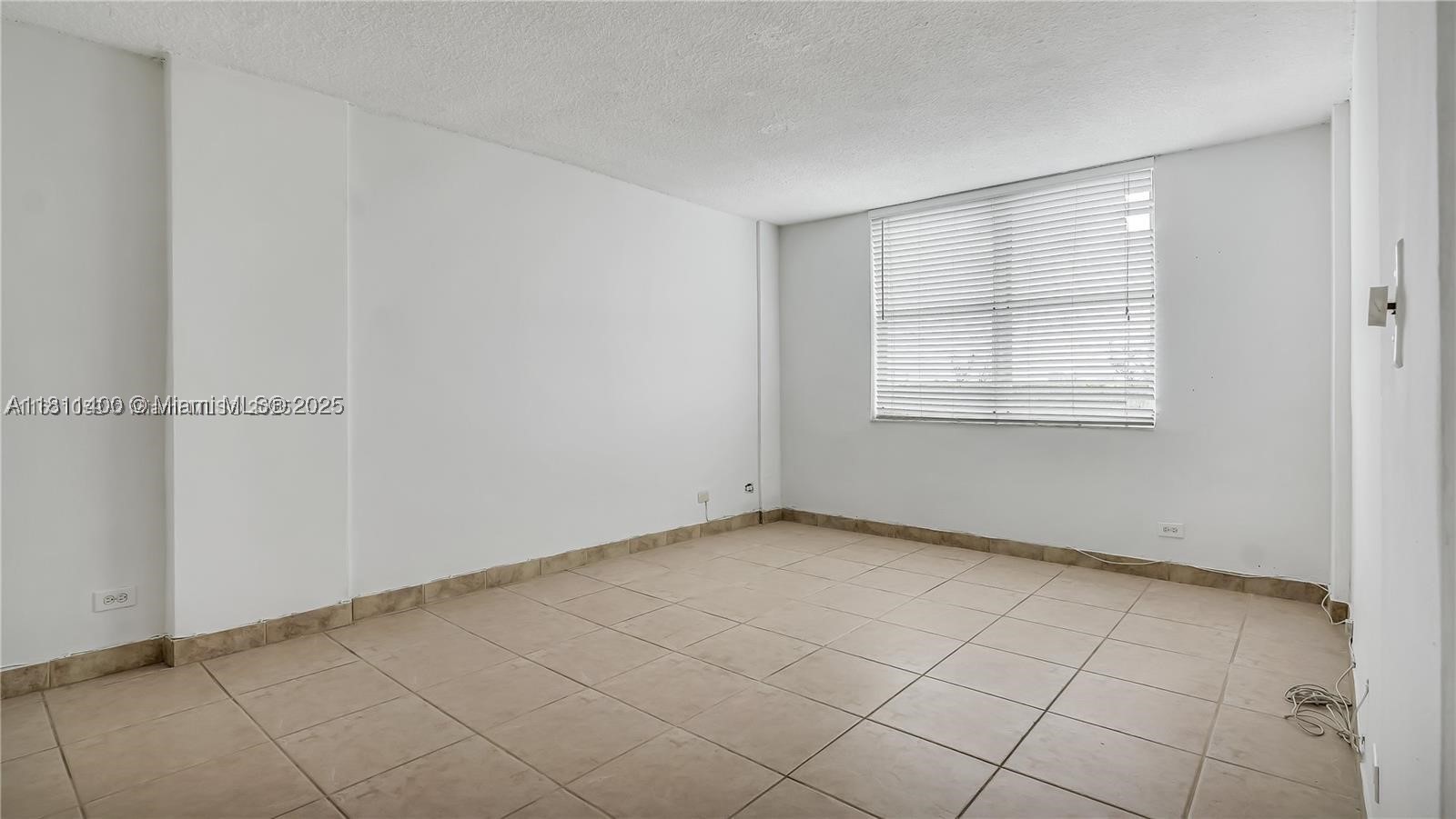 North Miami Beach photo 5