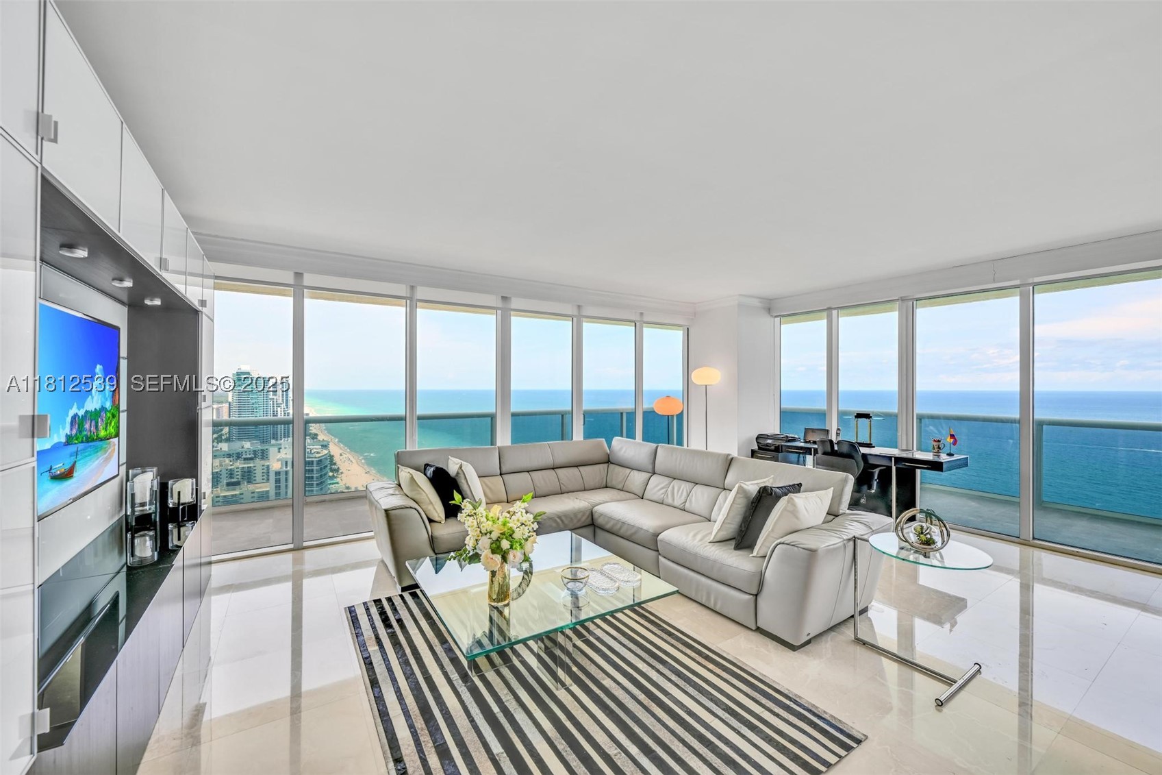 Hallandale Beach photo 1