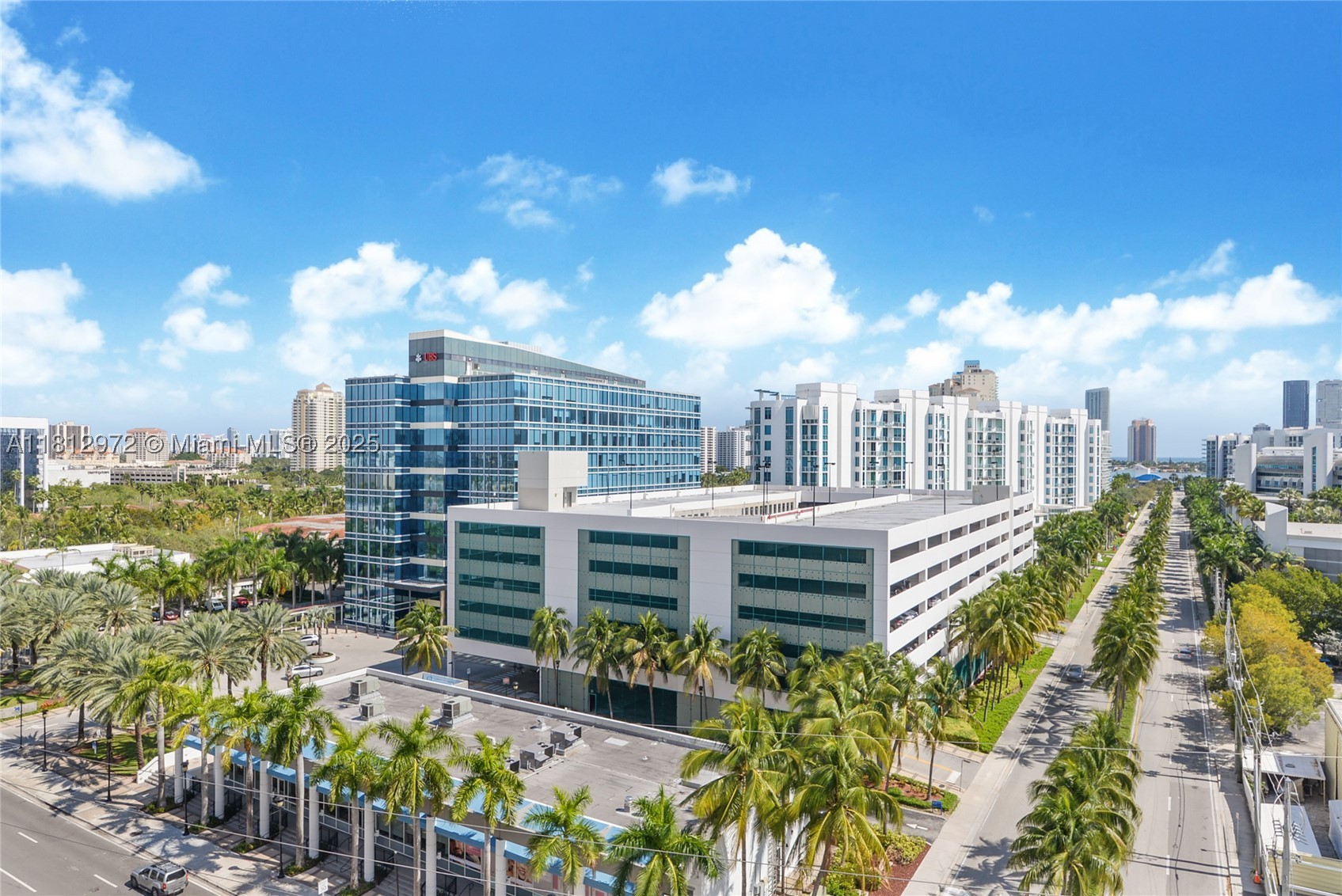 Aventura photo 3
