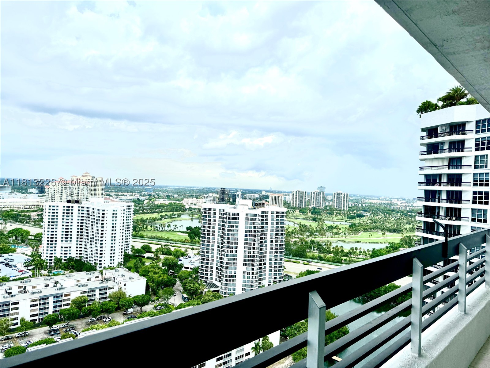 Aventura photo 4