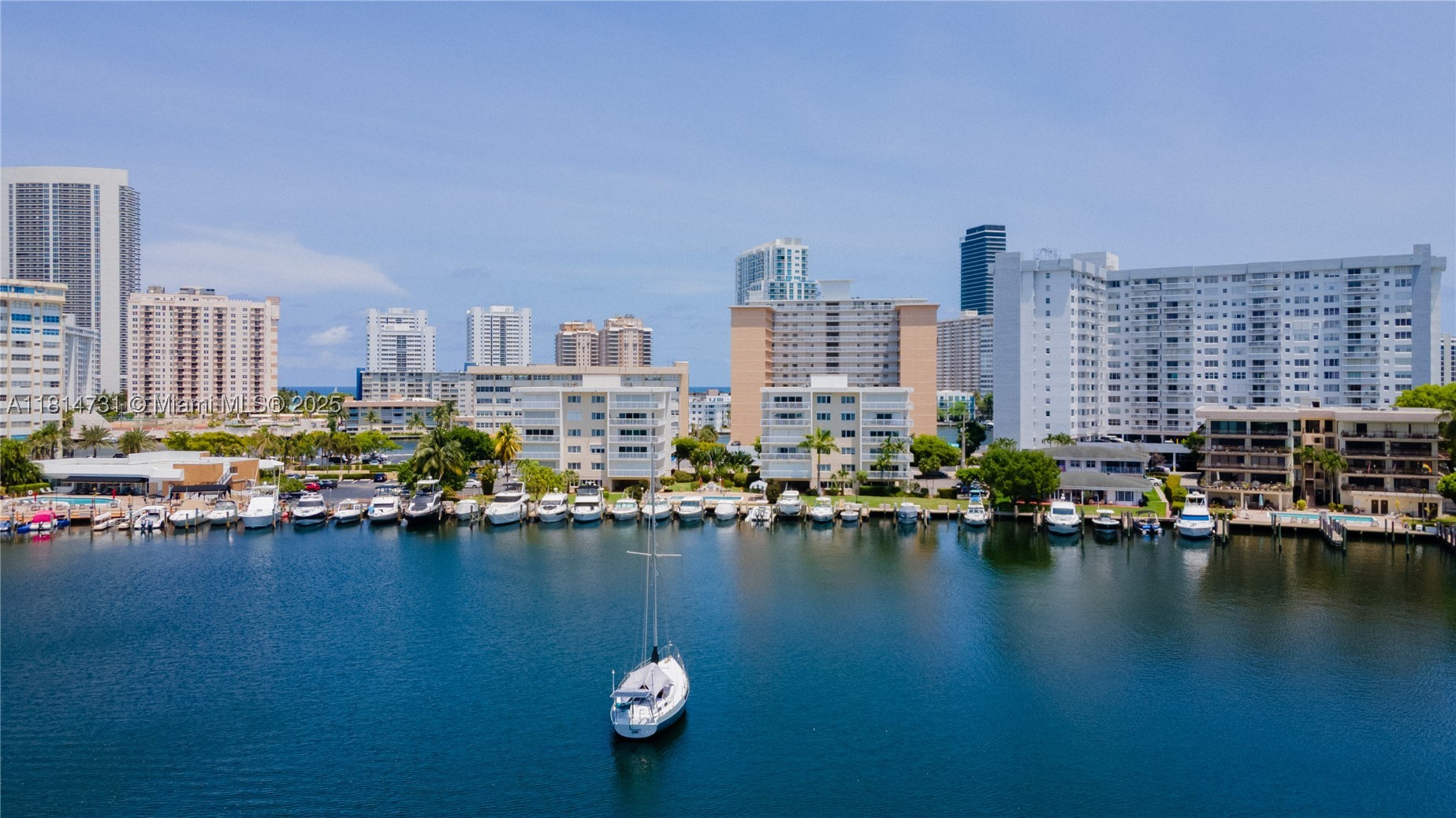 Hallandale Beach photo 1