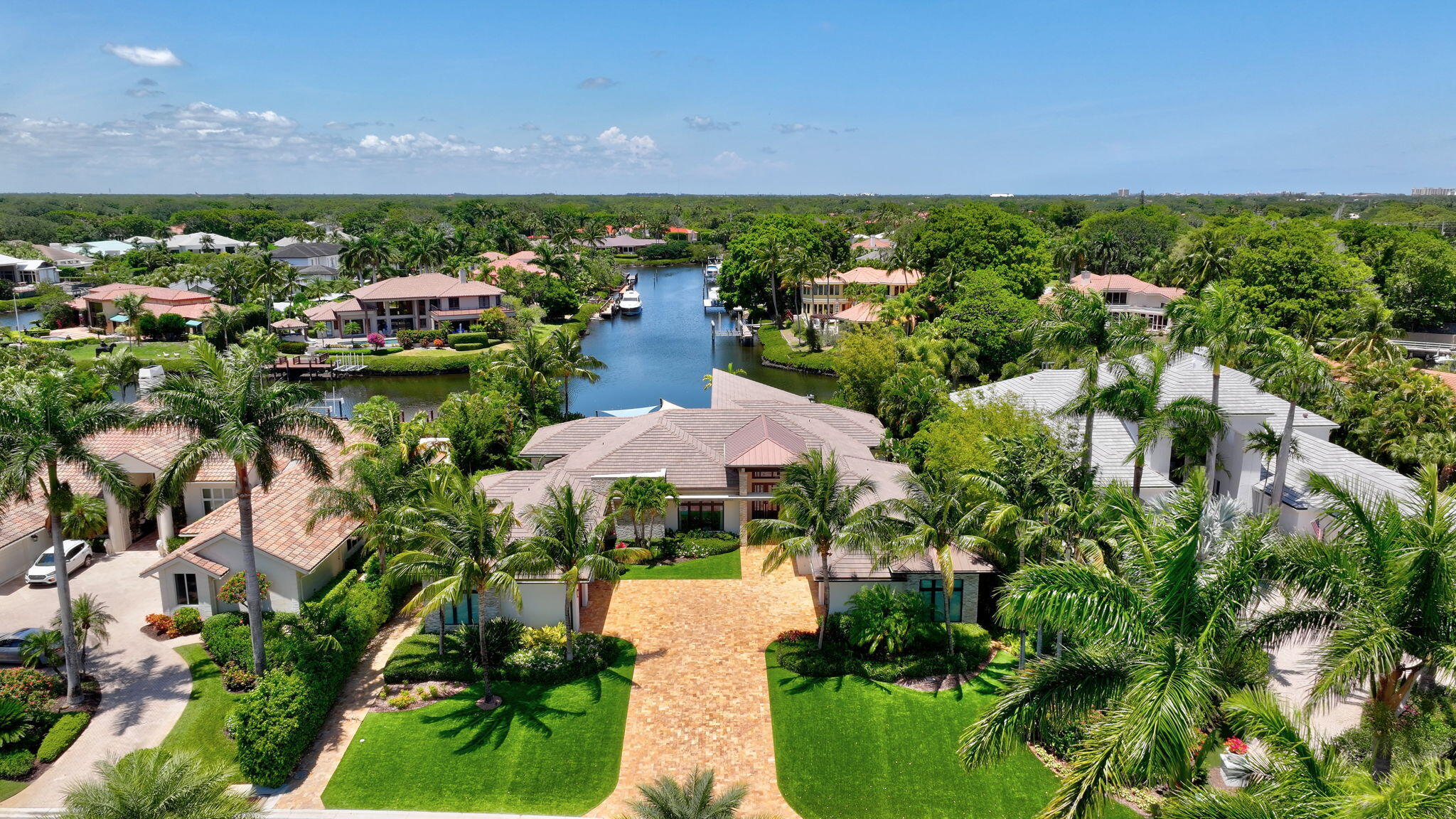 Palm Beach Gardens photo 1