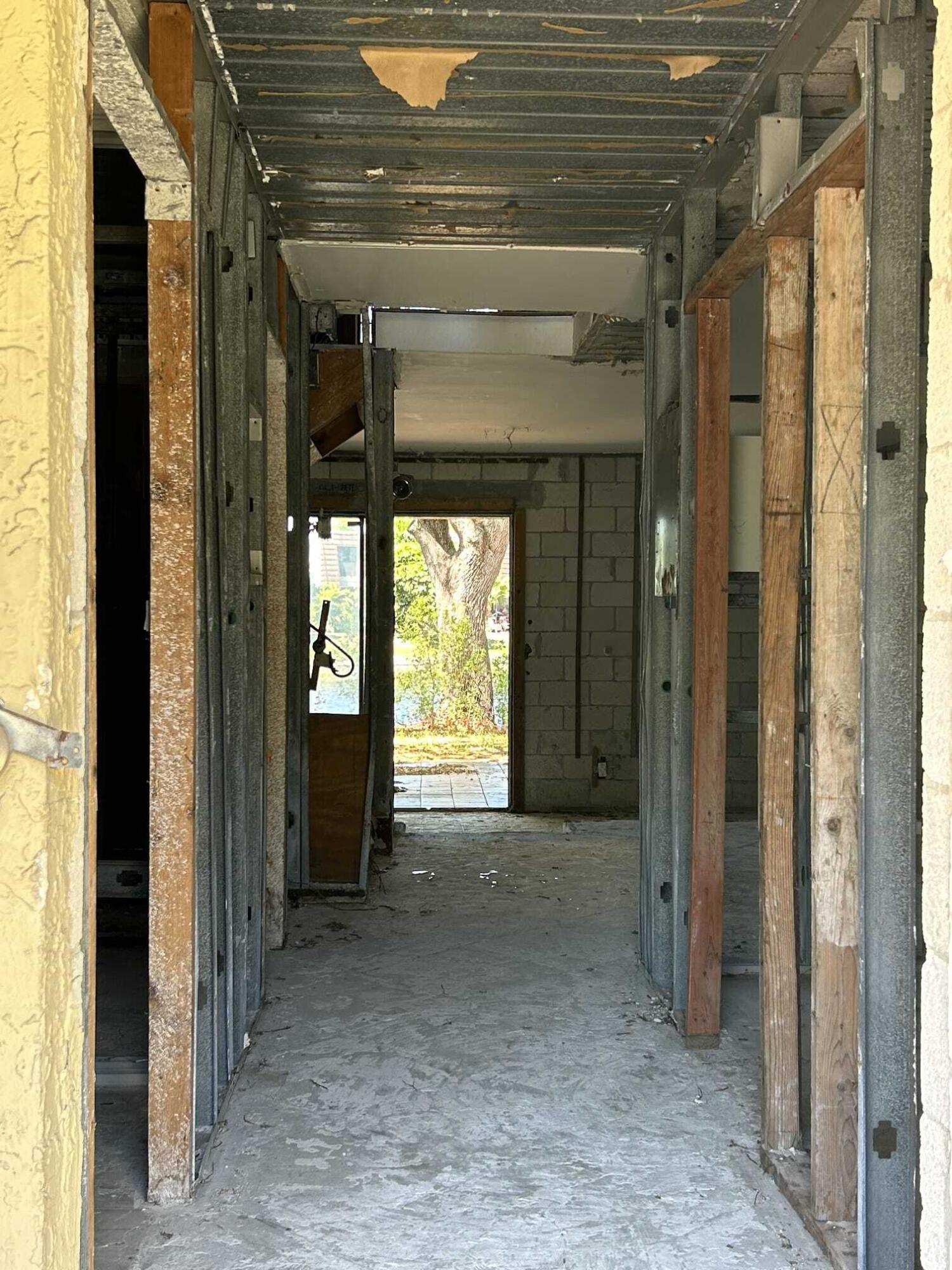 Pembroke Pines photo 4