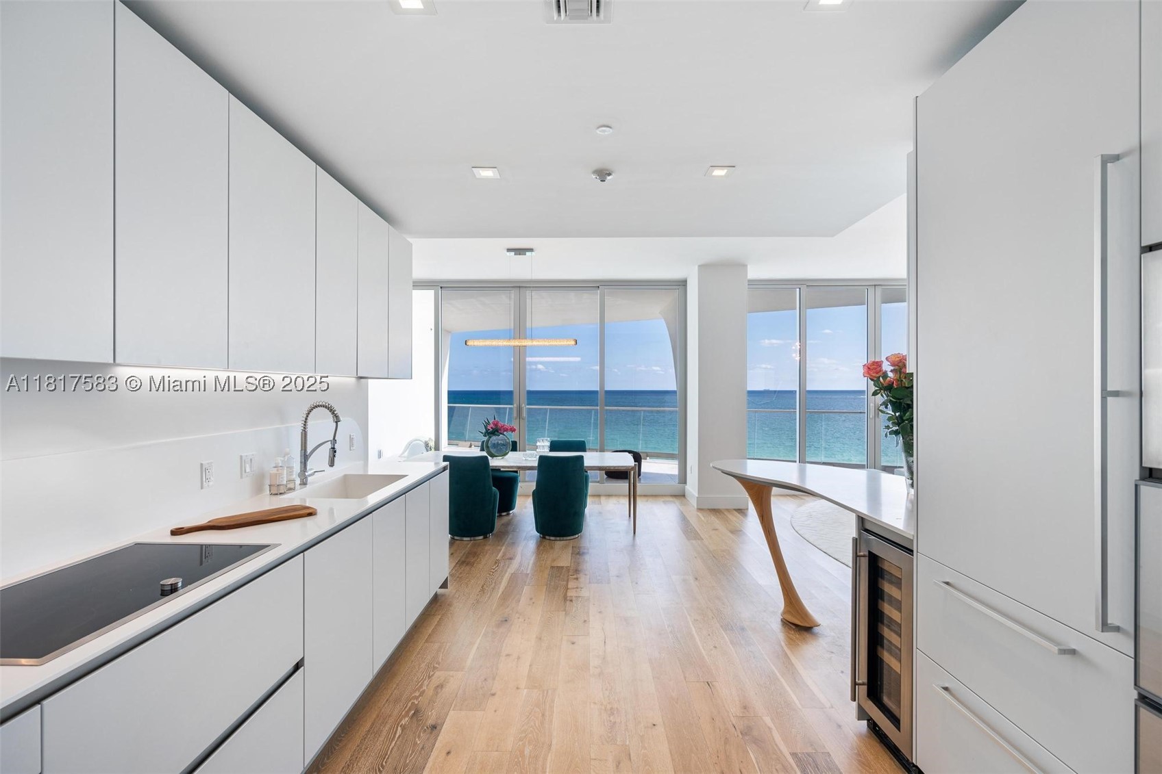 Sunny Isles Beach photo 4