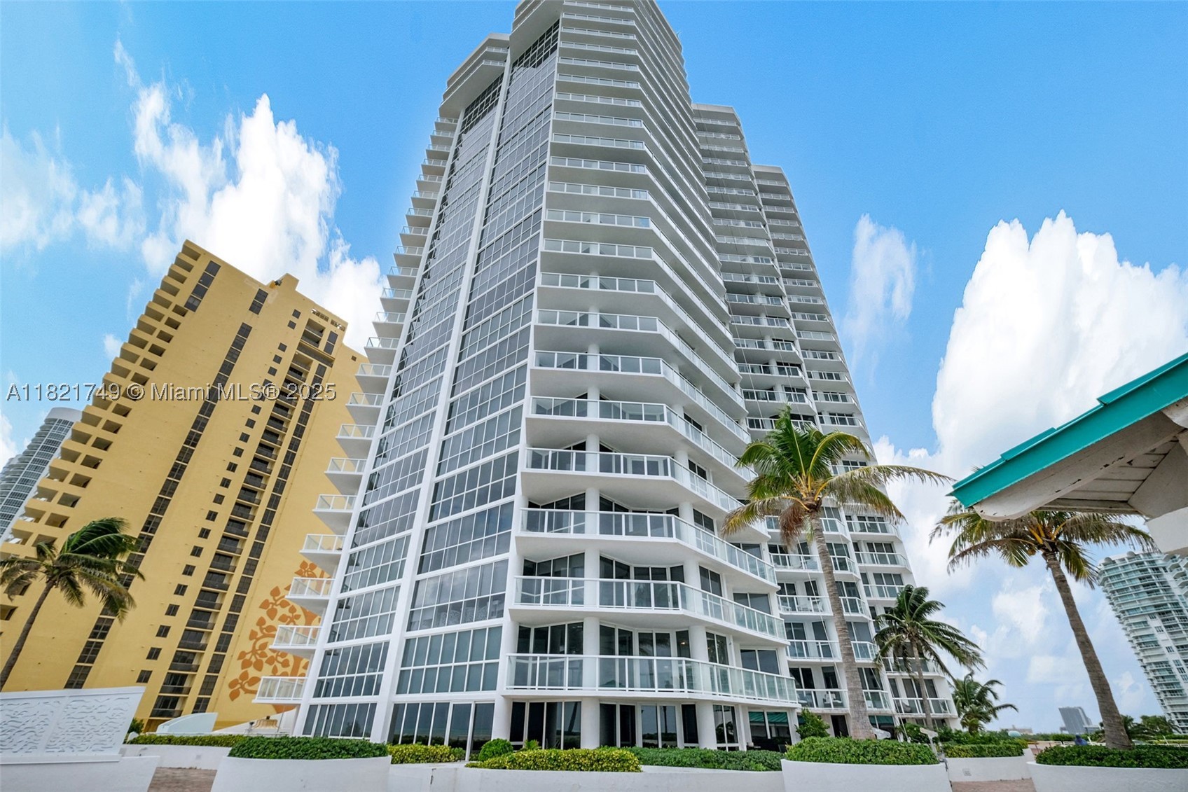 Sunny Isles Beach photo 2