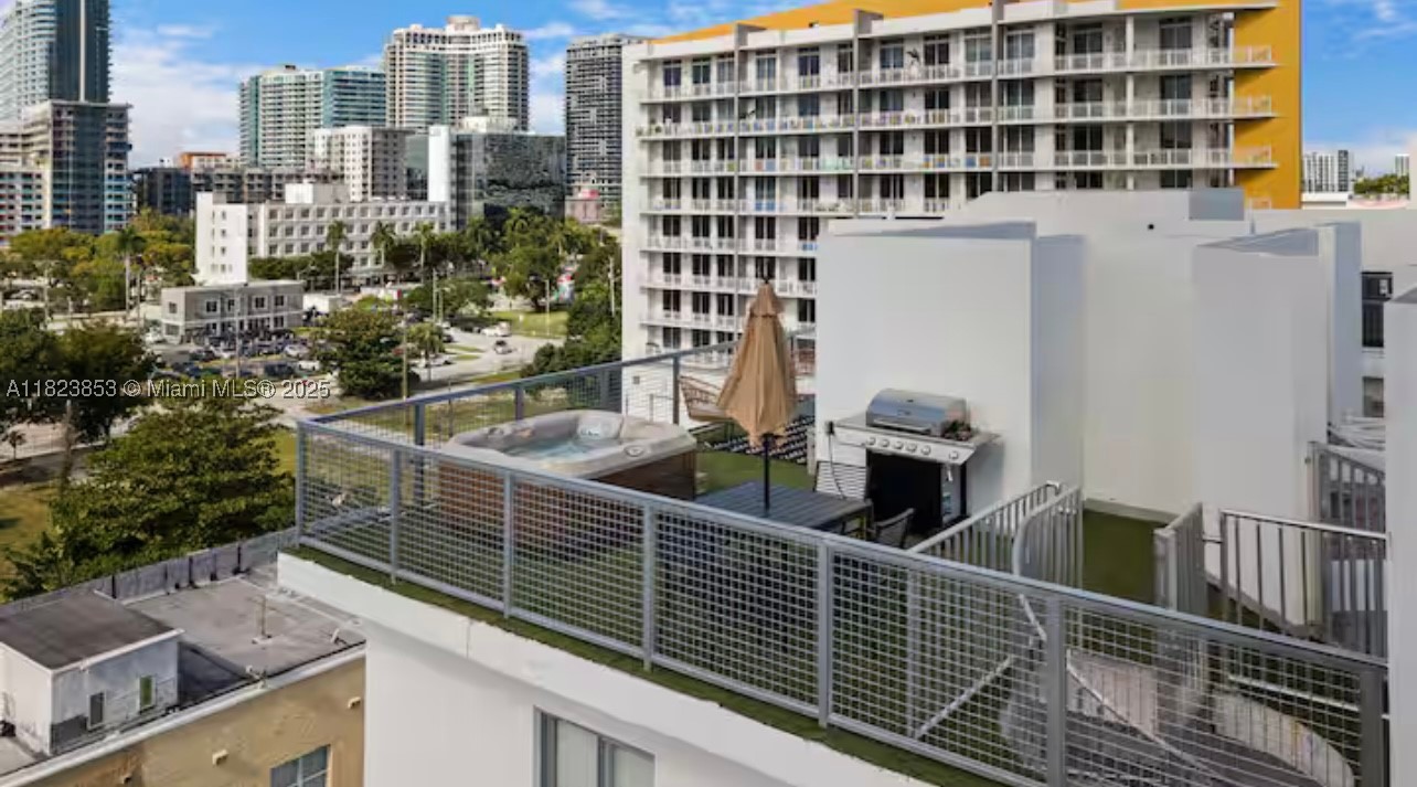 Miami photo 3