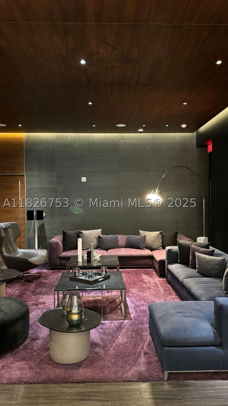 Miami photo 1
