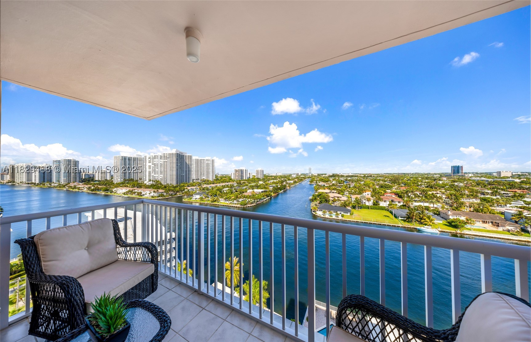Hallandale Beach photo 1
