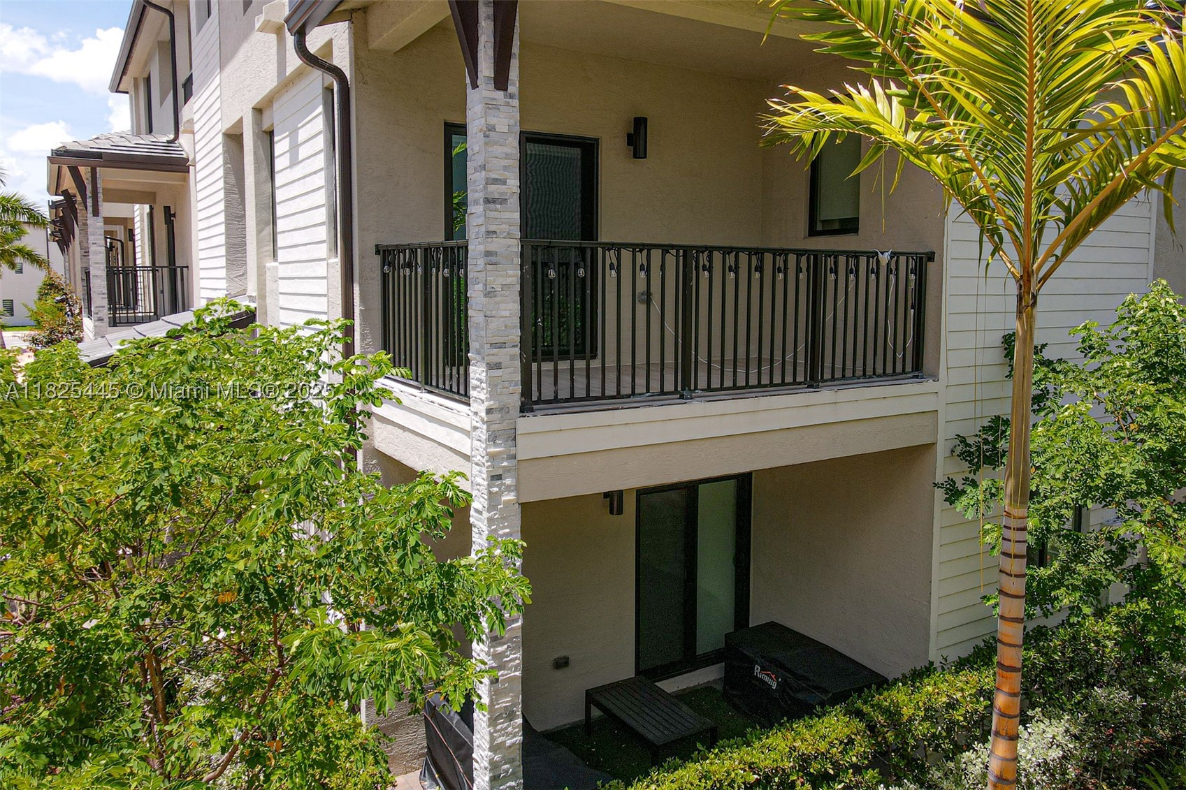Doral photo 3