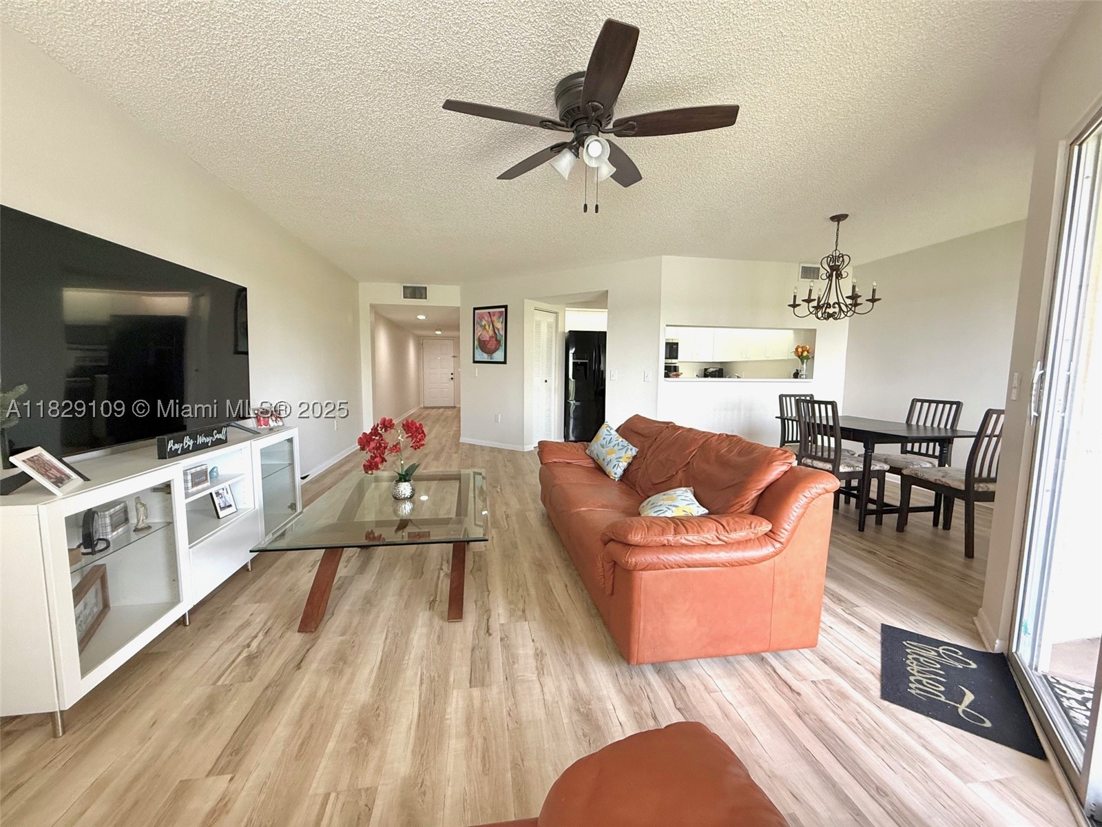 Pembroke Pines photo 1