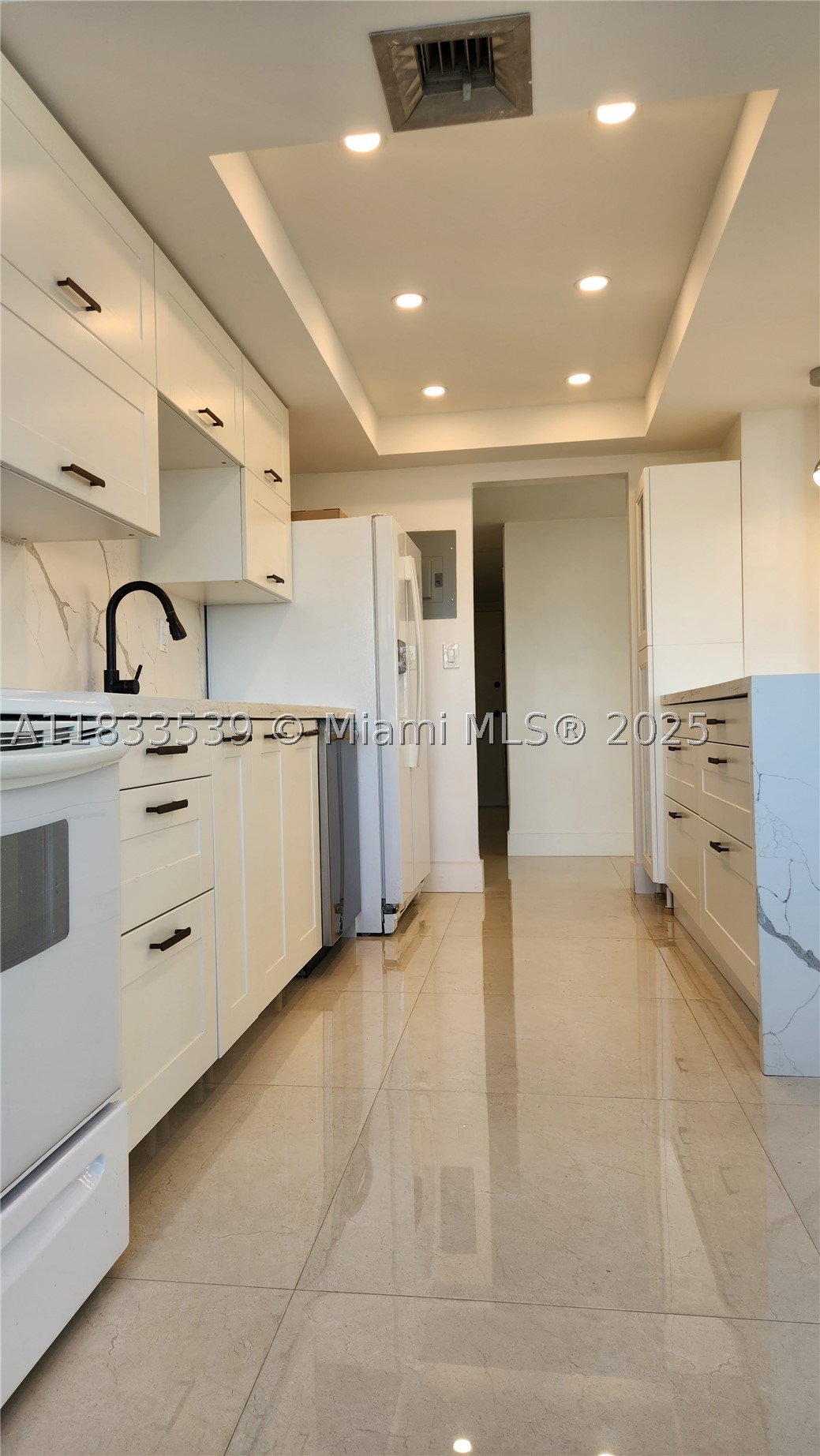 Aventura photo 3